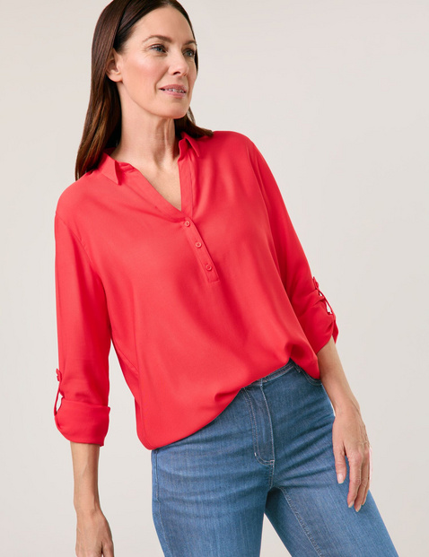 GERRY WEBER Damen Fließende Langarmbluse mit Armriegel Viskose 70 cm Mit Kragen unifarben Rot von Gerry Weber