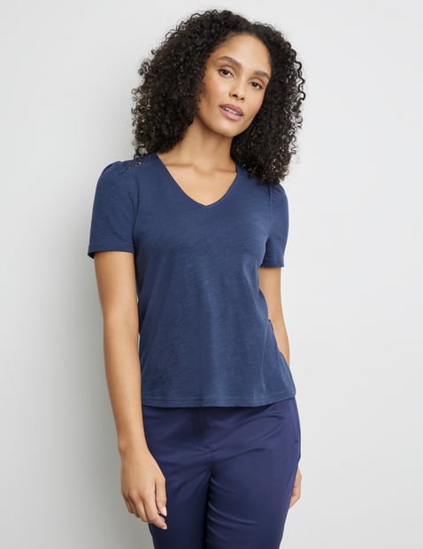 GERRY WEBER Damen Kurzarmshirt mit zarter Spitze 62cm V-Ausschnitt Baumwolle Blau von Gerry Weber