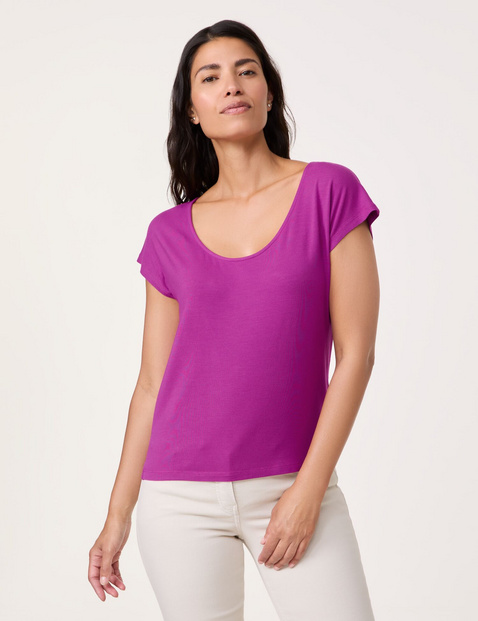 GERRY WEBER Damen Figurumspielendes T-Shirt mit rundem Ausschnitt Viskose 60 cm Rundhals Kurzarm unifarben Lila von Gerry Weber