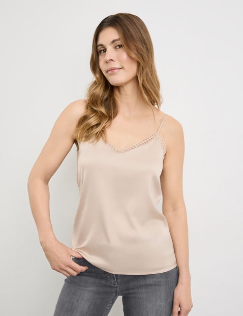 GERRY WEBER Damen Top mit Material-Patch 62cm Ärmellos V-Ausschnitt Baumwolle Beige von Gerry Weber