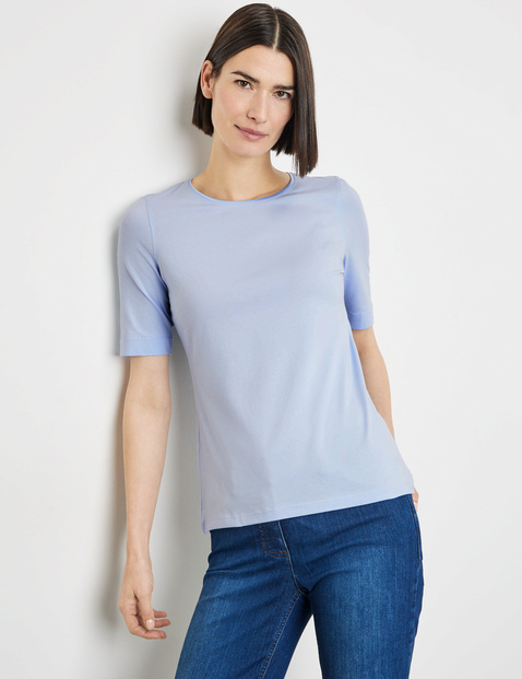 GERRY WEBER Damen Nachhaltiges T-Shirt mit satiniertem Ausschnitt 64cm Kurzarm Rundhals Baumwolle Blau von Gerry Weber
