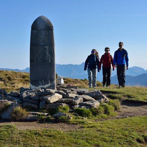 Genusswanderung Dreibündenstein Für Kinder 6 - 16 Jahre (für 1 Kind) Unisex von Geschenkidee