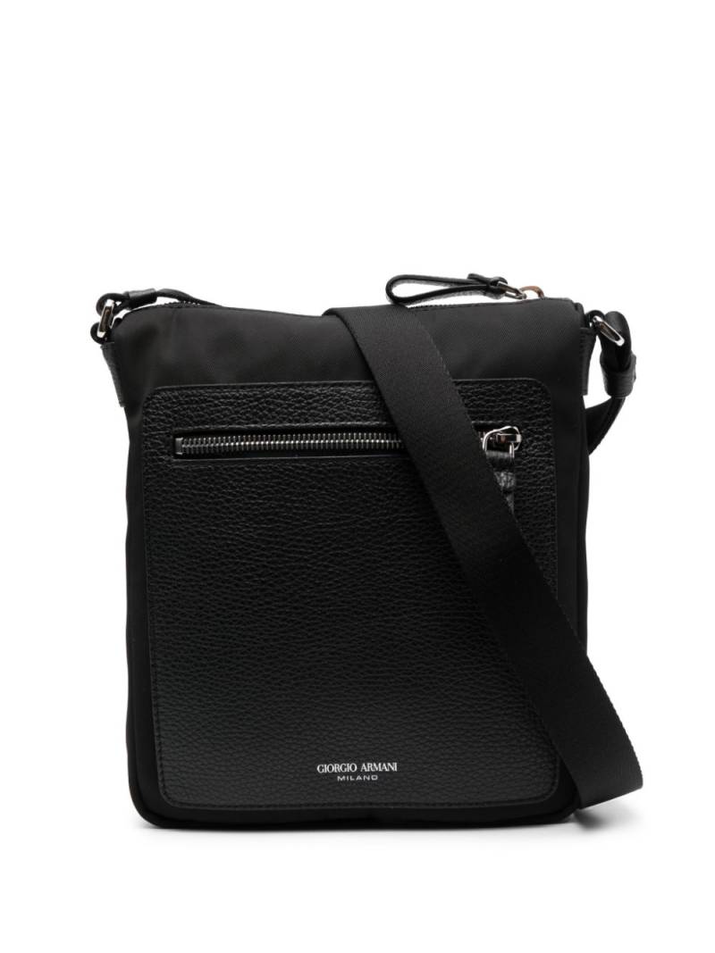 Giorgio Armani logo-debossed zip-fastening shoulder bag - Black von Giorgio Armani