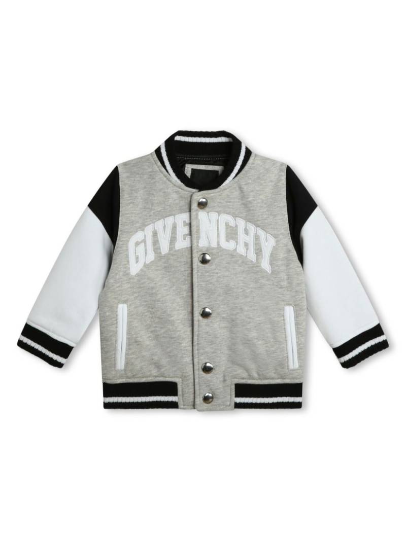 Givenchy Kids logo-appliqué panelled bomber jacket - Grey von Givenchy Kids