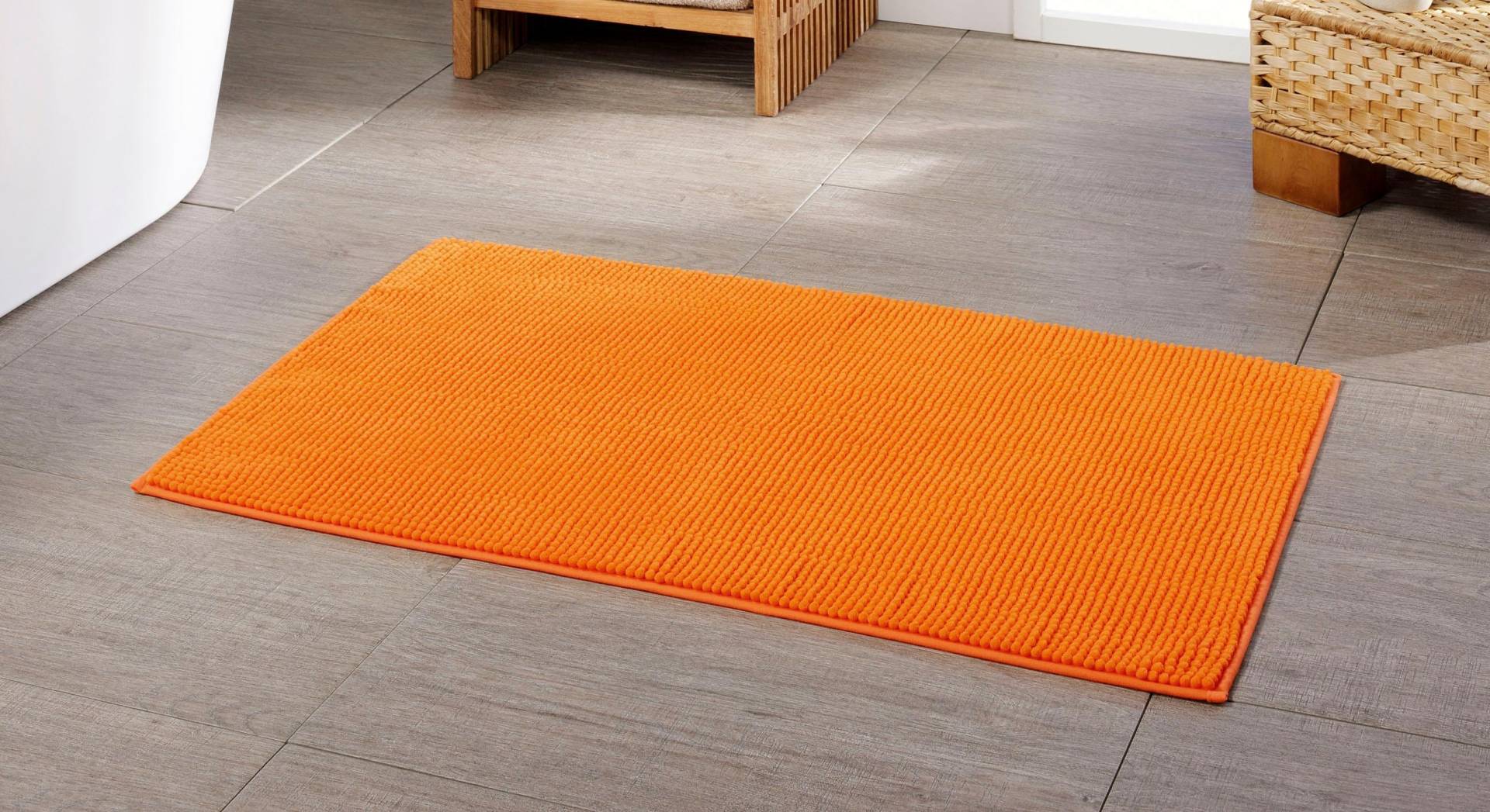 Gözze Badematte »Chenille«, rutschhemmend beschichtet, fussbodenheizungsgeeignet, Badteppich, Uni Farben, besonders weich durch Microfaser, waschbar Gözze Badematte »Chenille«, rutschhemmend beschichtet, fussbodenheizungsgeeignet, Badteppich, Uni Farben, besonders weich durch Microfaser, waschbar von Gözze