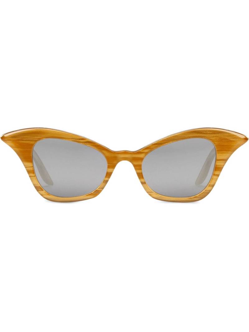 Gucci Eyewear cat-eye frame sunglasses - Yellow von Gucci Eyewear