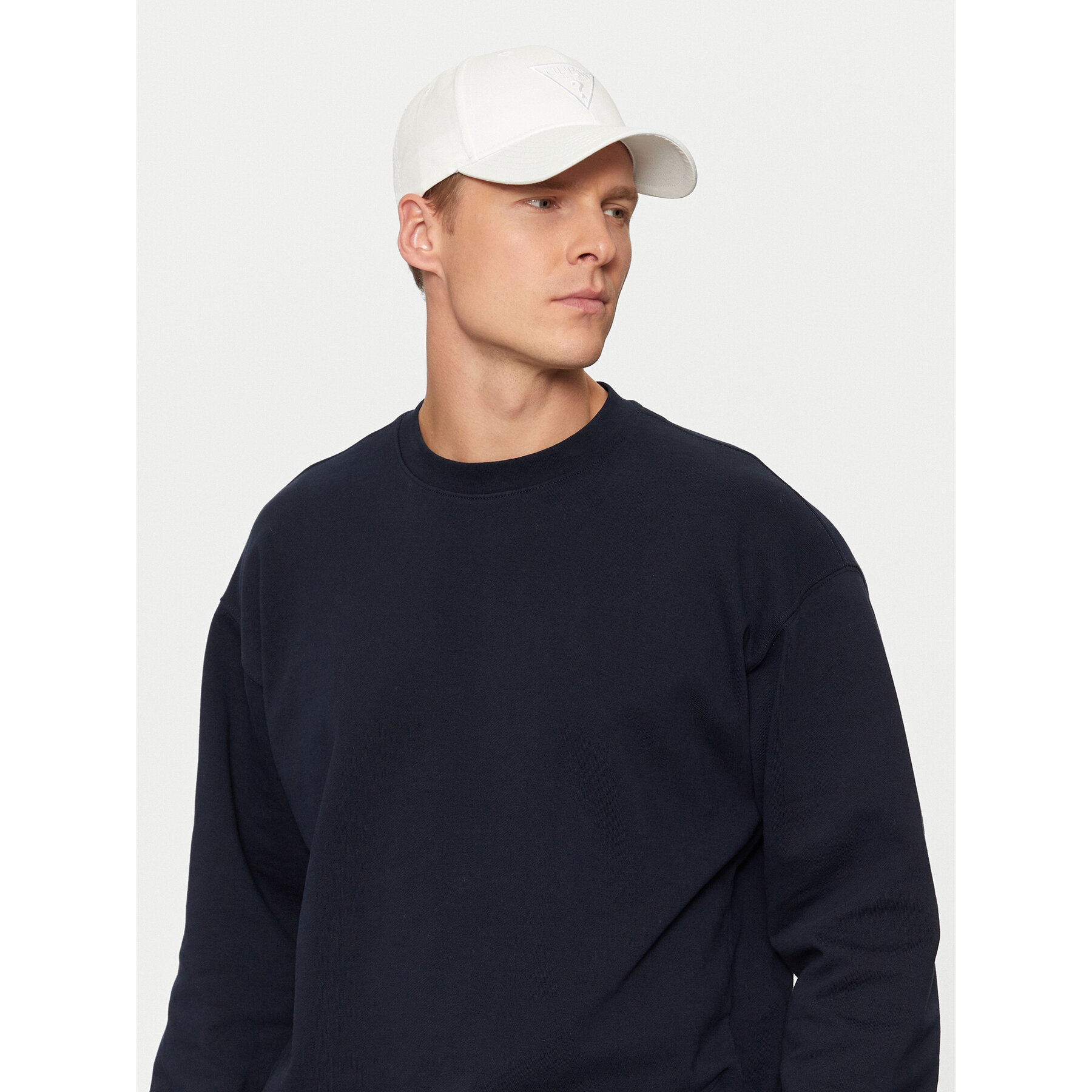 Cap Guess Z4YZ00 WFKN0 Weiß Cap Guess Z4YZ00 WFKN0 Weiß von Guess