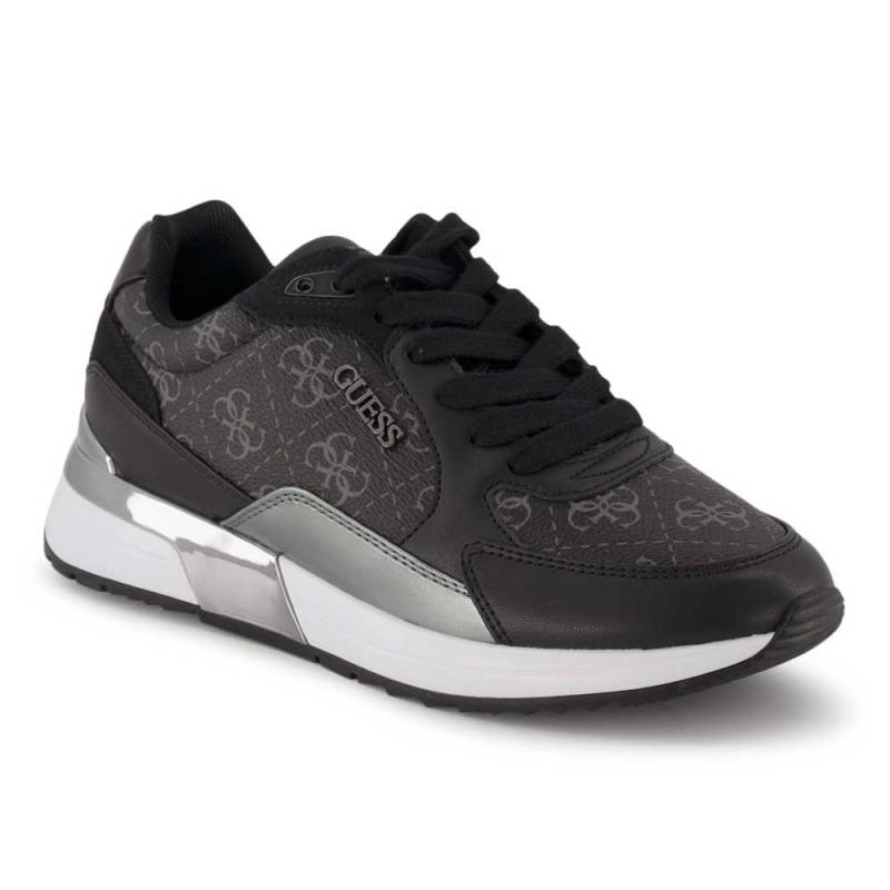 Guess, Sneaker von Guess
