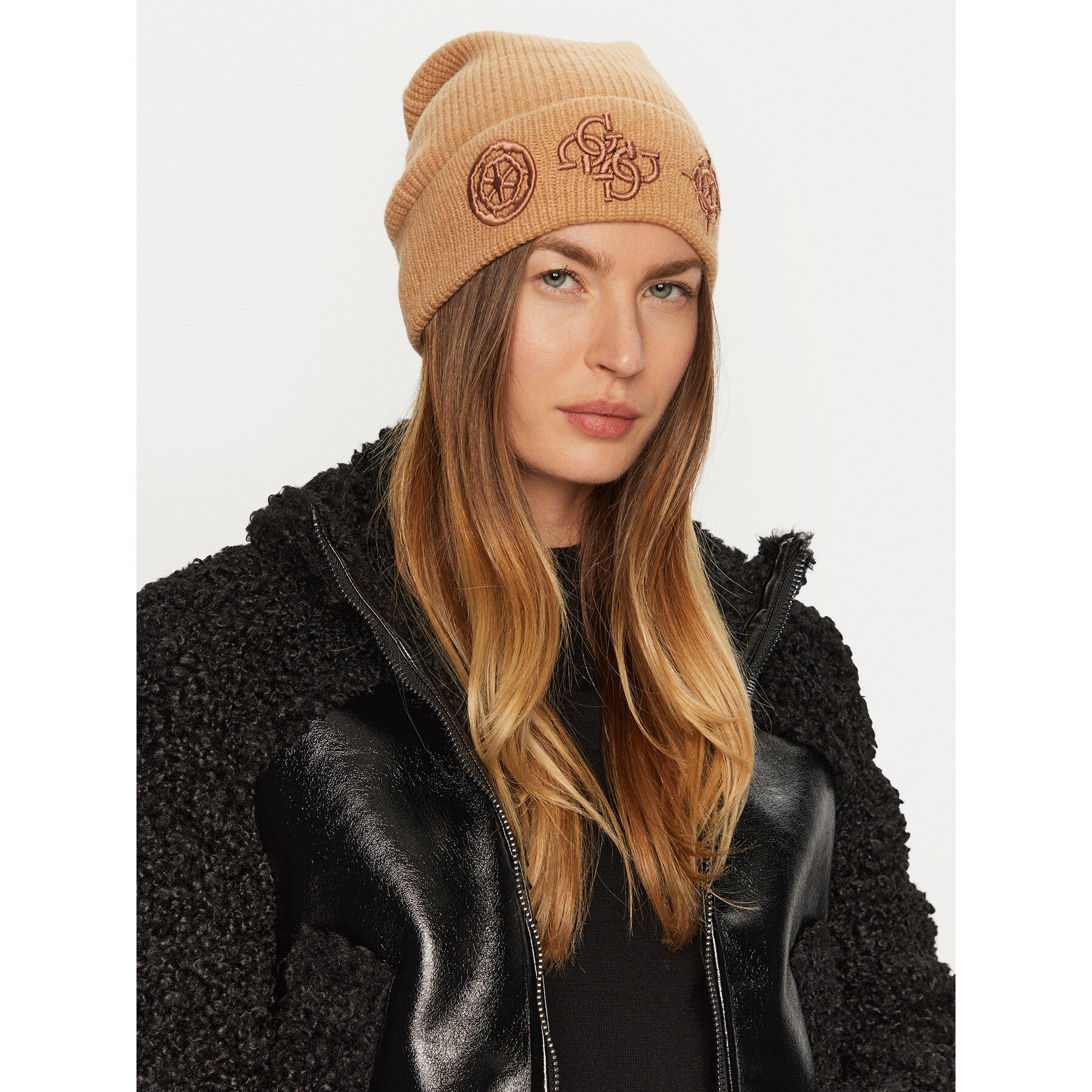 Mütze Guess AW5177 POL01 Braun Mütze Guess AW5177 POL01 Braun von Guess