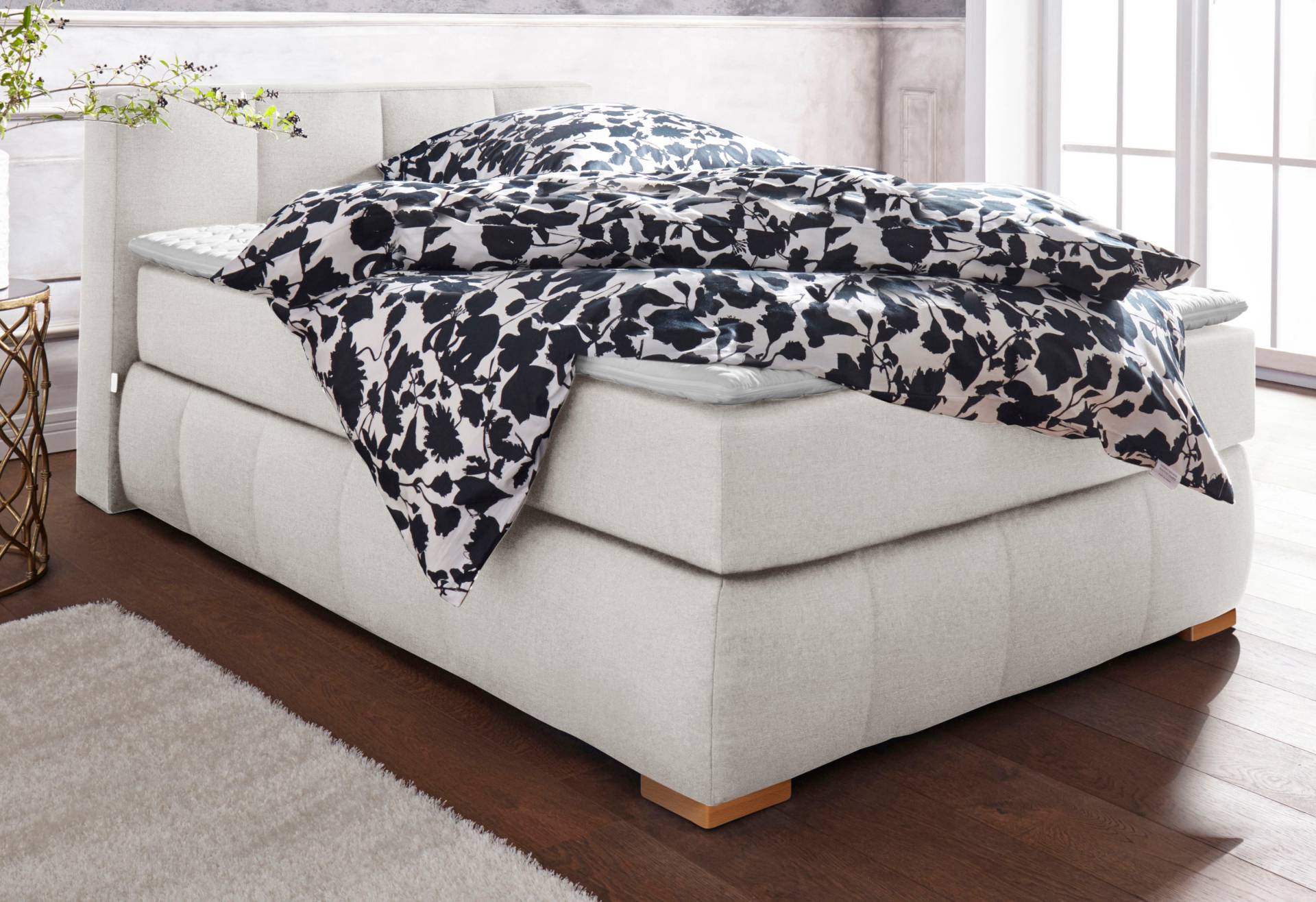Guido Maria Kretschmer Home&Living Boxspringbett »Chelles«, inkl. Kaltschaumtopper, in 5 Breiten und 3 Matratzenarten Guido Maria Kretschmer Home&Living Boxspringbett »Chelles«, inkl. Kaltschaumtopper, in 5 Breiten und 3 Matratzenarten von Guido Maria Kretschmer Home&Living