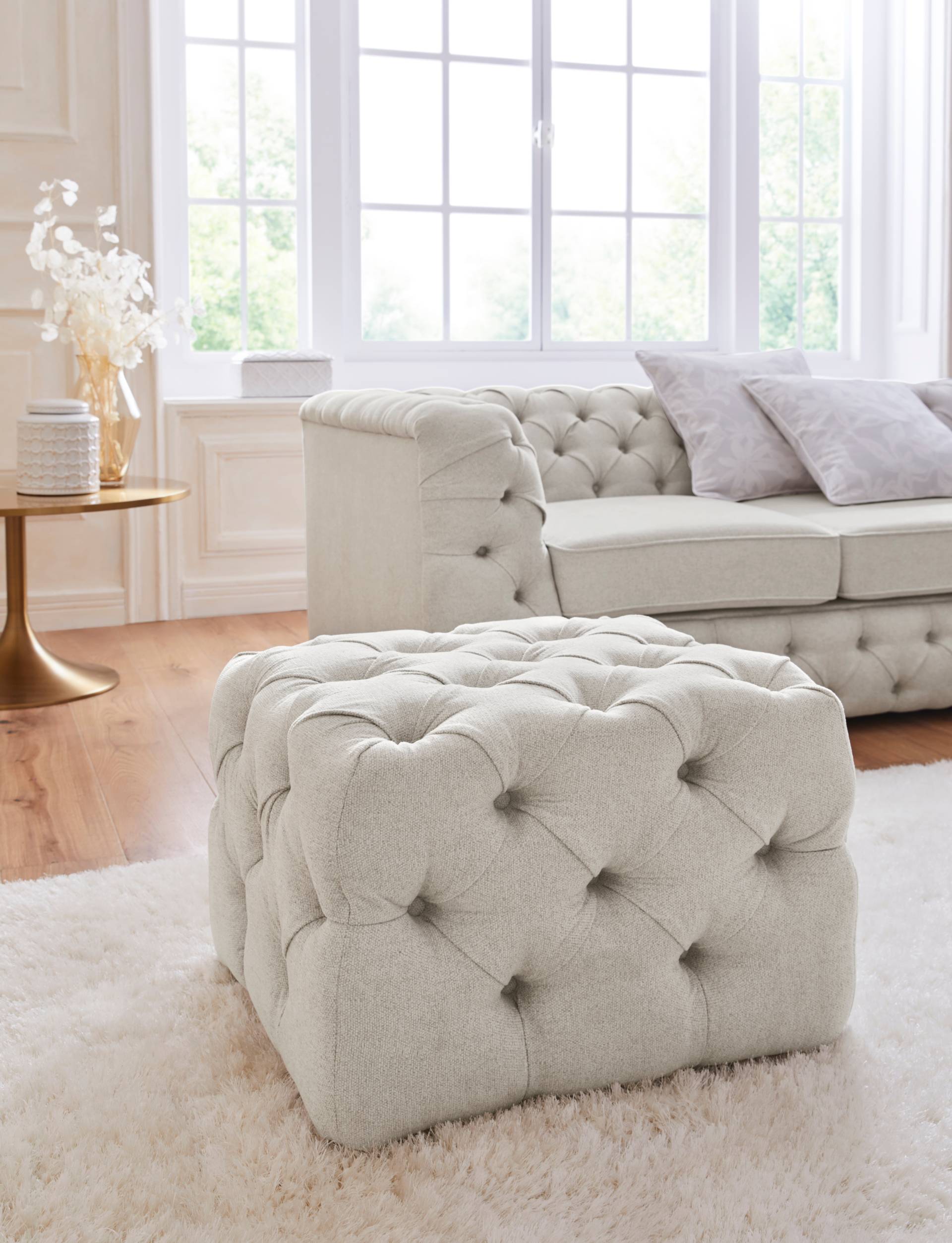 Guido Maria Kretschmer Home&Living Polsterhocker »Kalina«, mit klassischer Chesterfield-Knopfheftung, passend zur Serie "Kalina" Guido Maria Kretschmer Home&Living Polsterhocker »Kalina«, mit klassischer Chesterfield-Knopfheftung, passend zur Serie "Kalina" von Guido Maria Kretschmer Home&Living