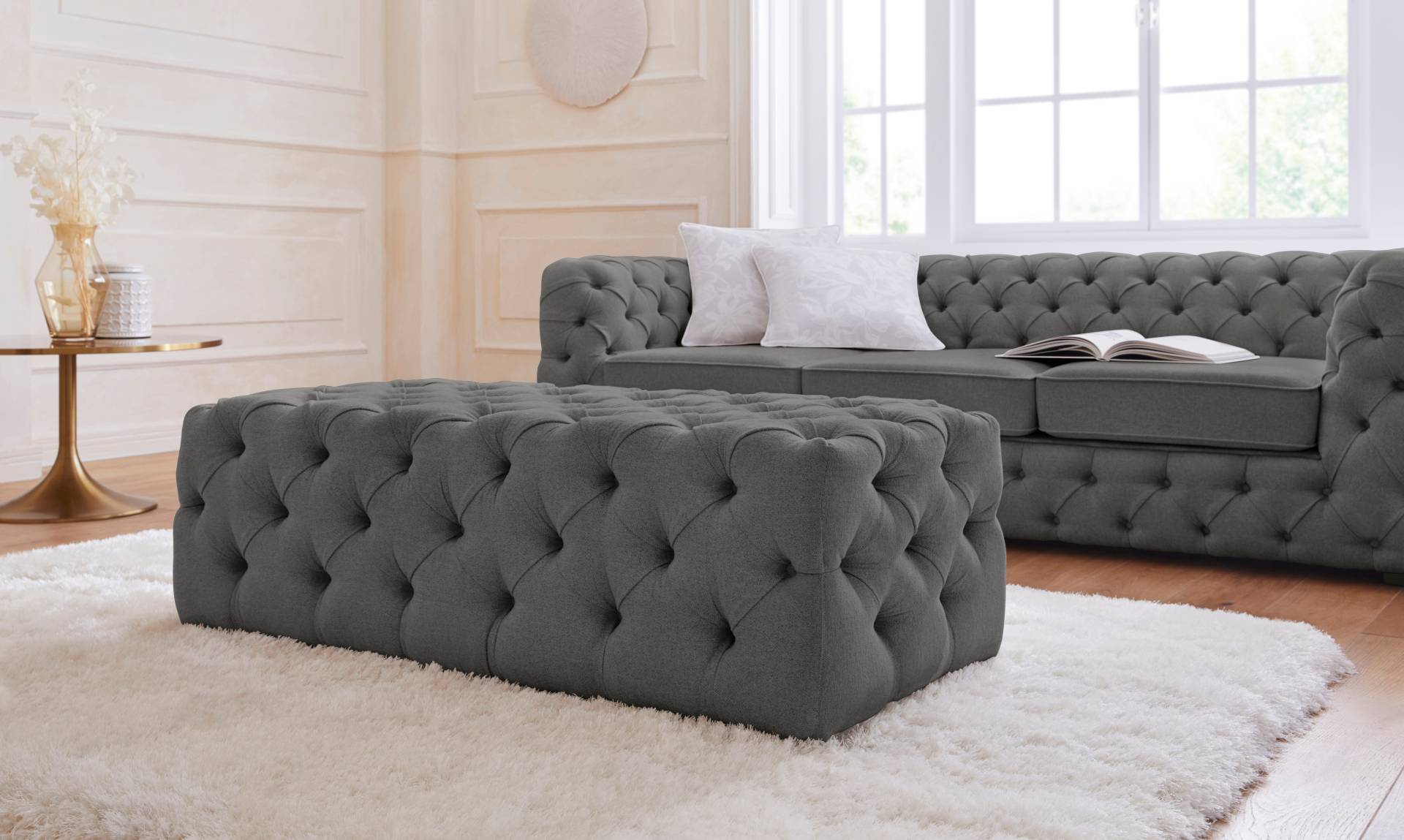 Guido Maria Kretschmer Home&Living Polsterhocker »Kalina«, mit klassischer Chesterfield-Knopfheftung Guido Maria Kretschmer Home&Living Polsterhocker »Kalina«, mit klassischer Chesterfield-Knopfheftung von Guido Maria Kretschmer Home&Living