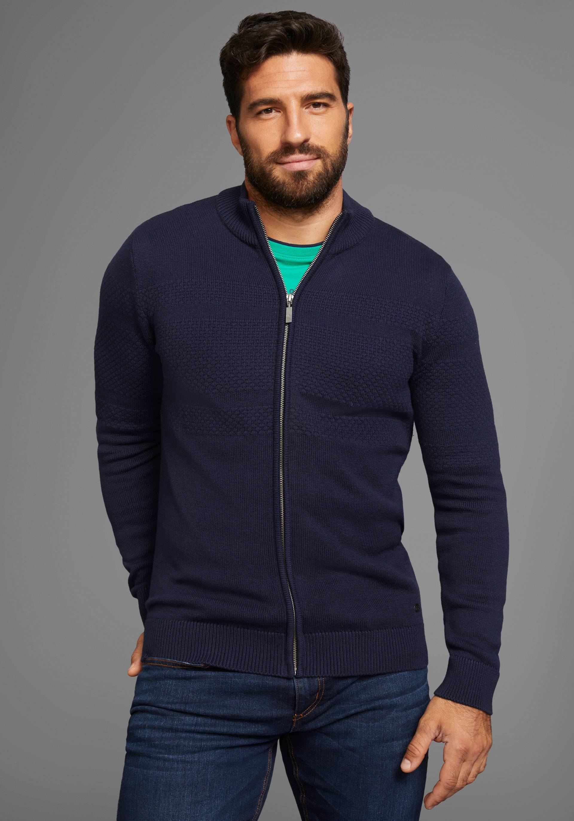 H.I.S Jacquardstrickjacke »Bis Grösse 5 XL«, mit Reissverschluss - NEUE KOLLEKTION H.I.S Jacquardstrickjacke »Bis Grösse 5 XL«, mit Reissverschluss - NEUE KOLLEKTION von H.I.S
