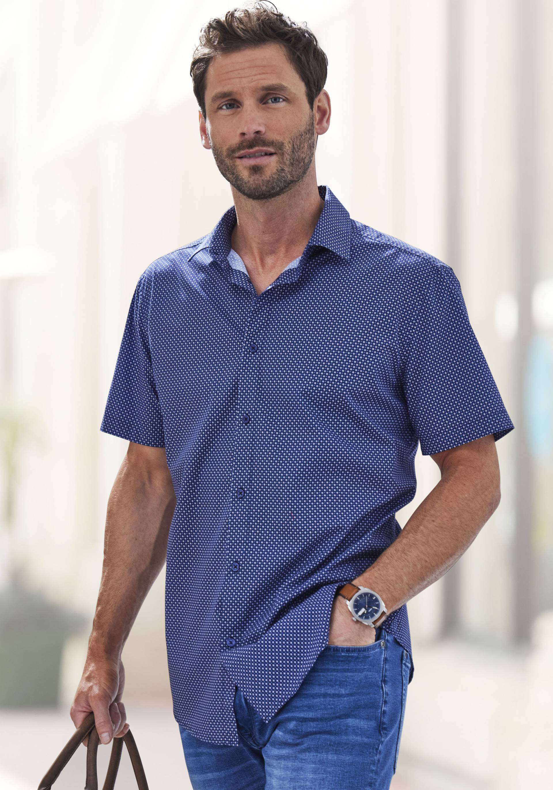 H.I.S Kurzarmhemd »Regular fit«, allover bedruckt aus reiner Baumwolle H.I.S Kurzarmhemd »Regular fit«, allover bedruckt aus reiner Baumwolle von H.I.S