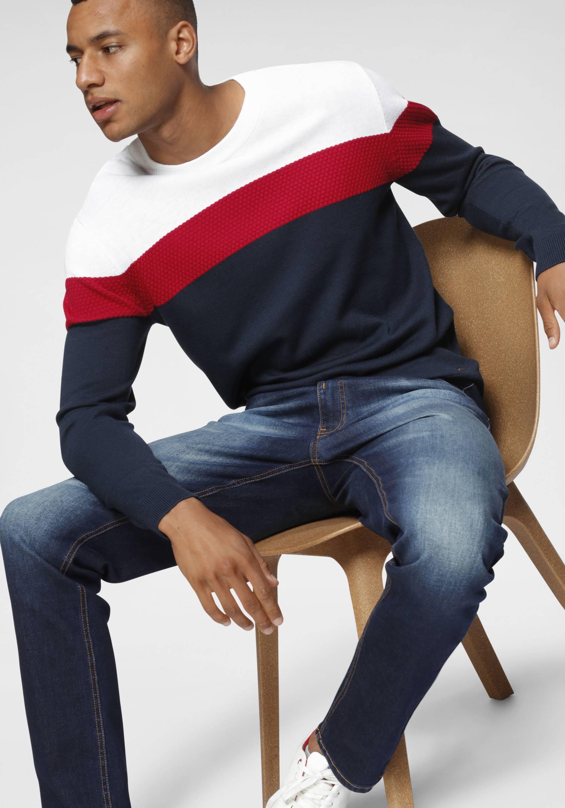 H.I.S Rundhalspullover »neue Farben!«, Colorblocking, in leichter Strickqualität von H.I.S