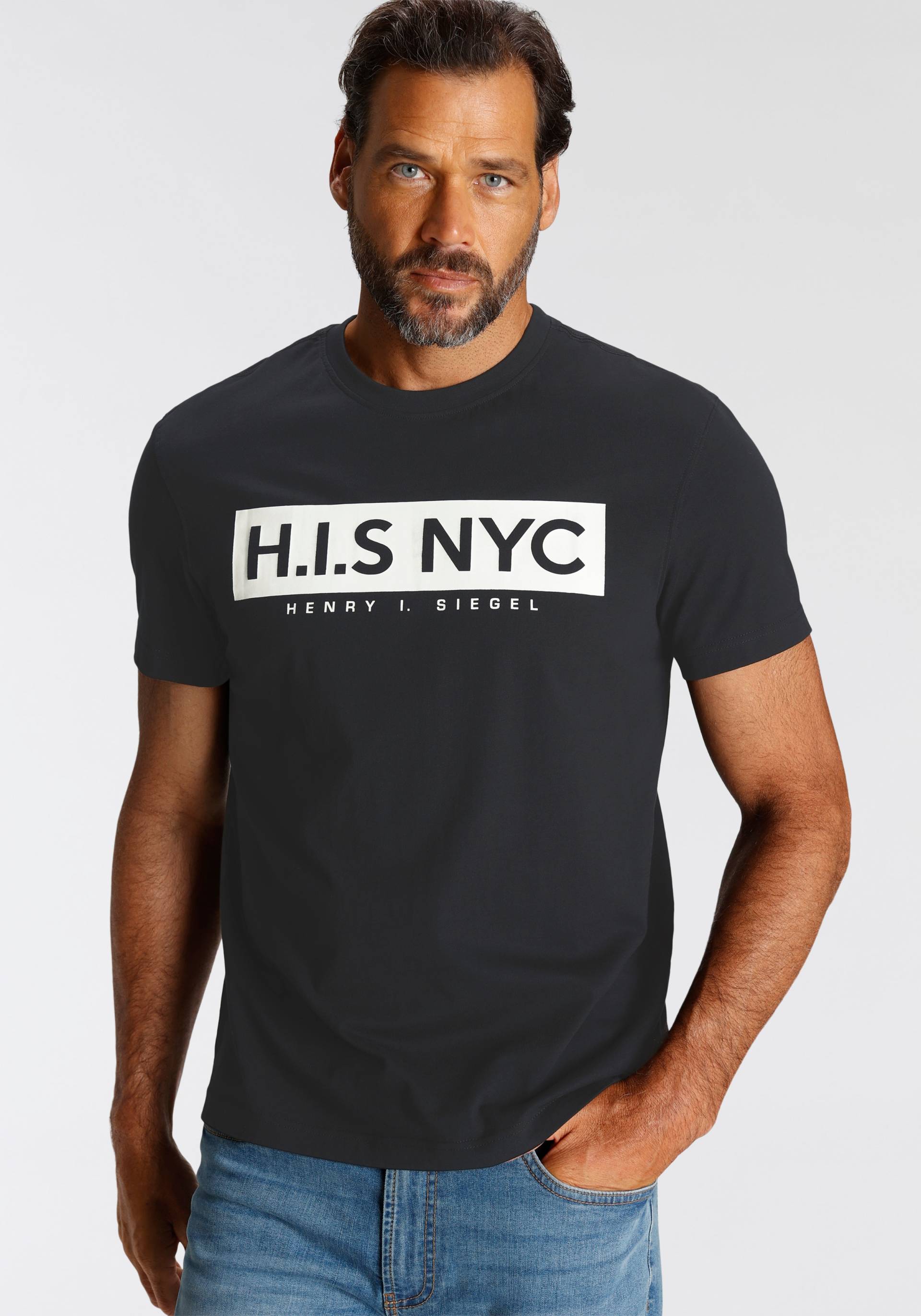 H.I.S Rundhalsshirt, schmale Passform, bedrucktes Design, aus 100% Baumwolle H.I.S Rundhalsshirt, schmale Passform, bedrucktes Design, aus 100% Baumwolle von H.I.S