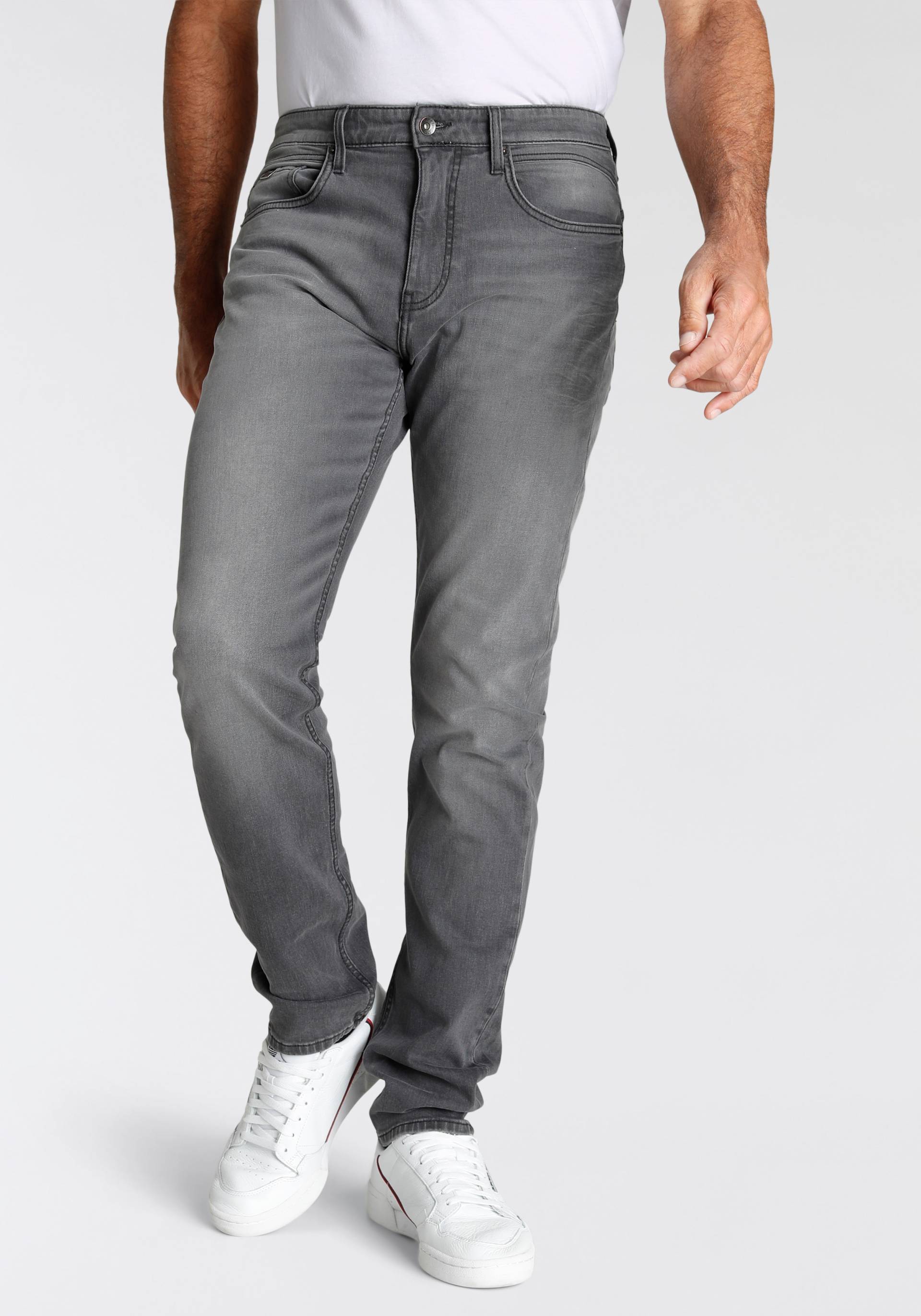 H.I.S Tapered-fit-Jeans »CIAN«, Ökologische, wassersparende Produktion durch Ozon Wash von H.I.S