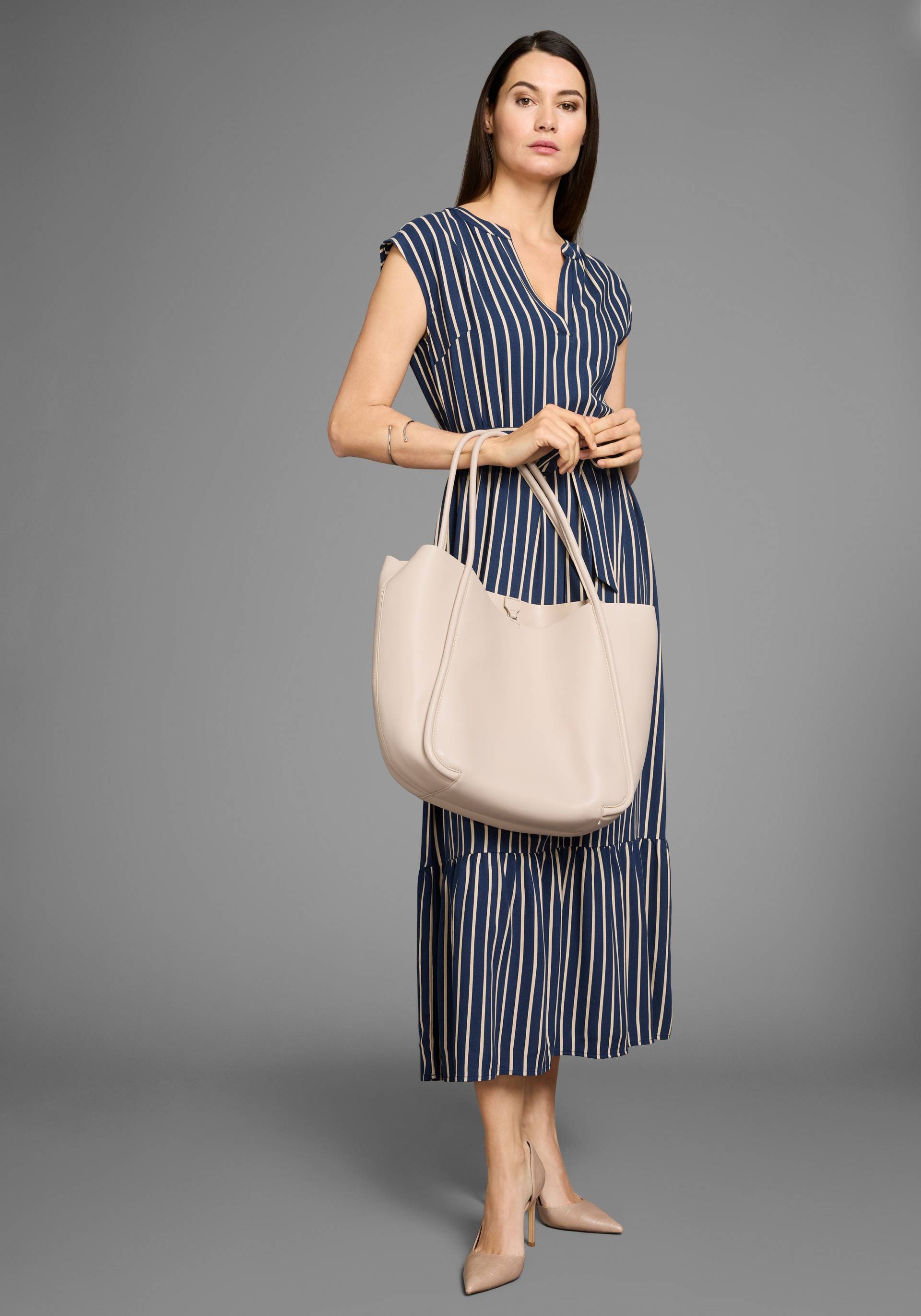 HECHTER PARIS Midikleid, mit Bindeband HECHTER PARIS Midikleid, mit Bindeband von HECHTER PARIS