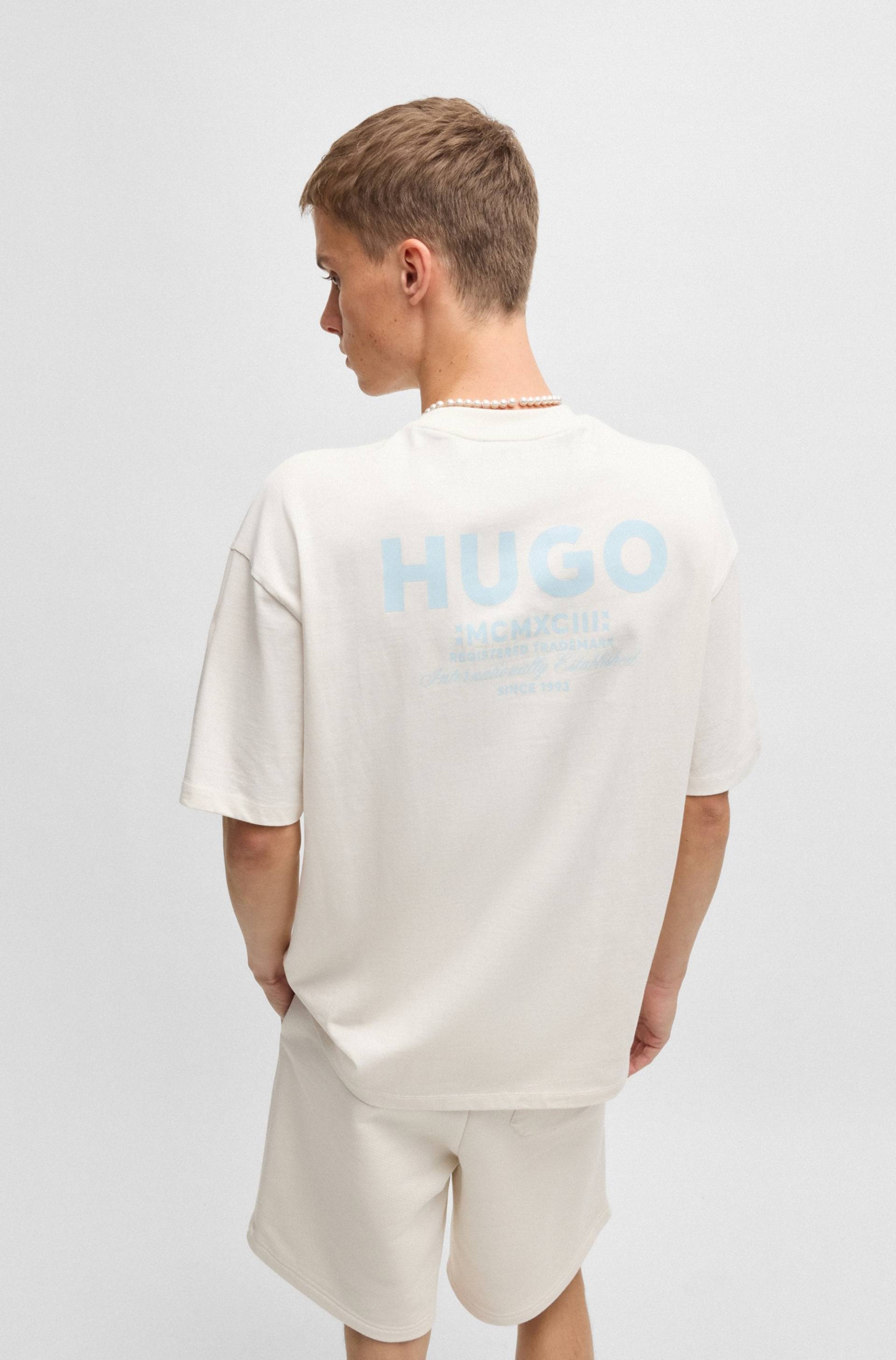 HUGO Blue T-Shirt »Nalono«, mit Logodruck, Oversized Look mit Backprint HUGO Blue T-Shirt »Nalono«, mit Logodruck, Oversized Look mit Backprint von HUGO Blue