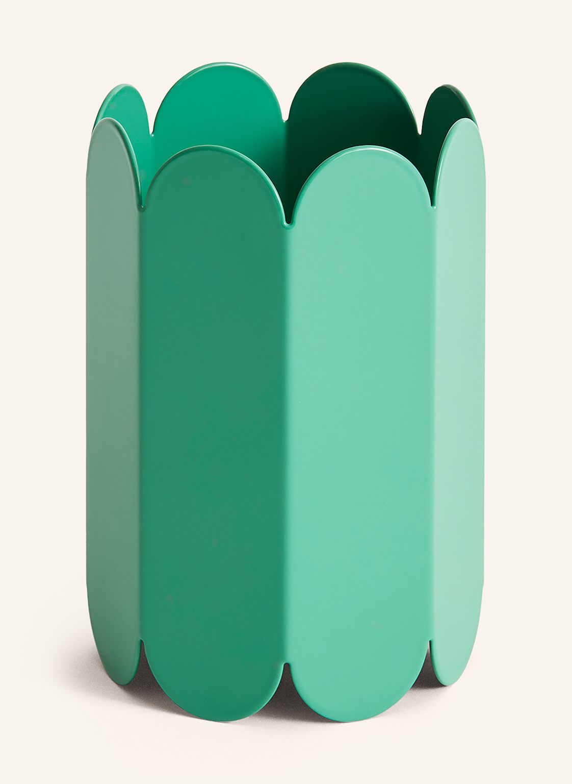 Hay Vase Arcs Small gruen Hay Vase Arcs Small gruen von Hay