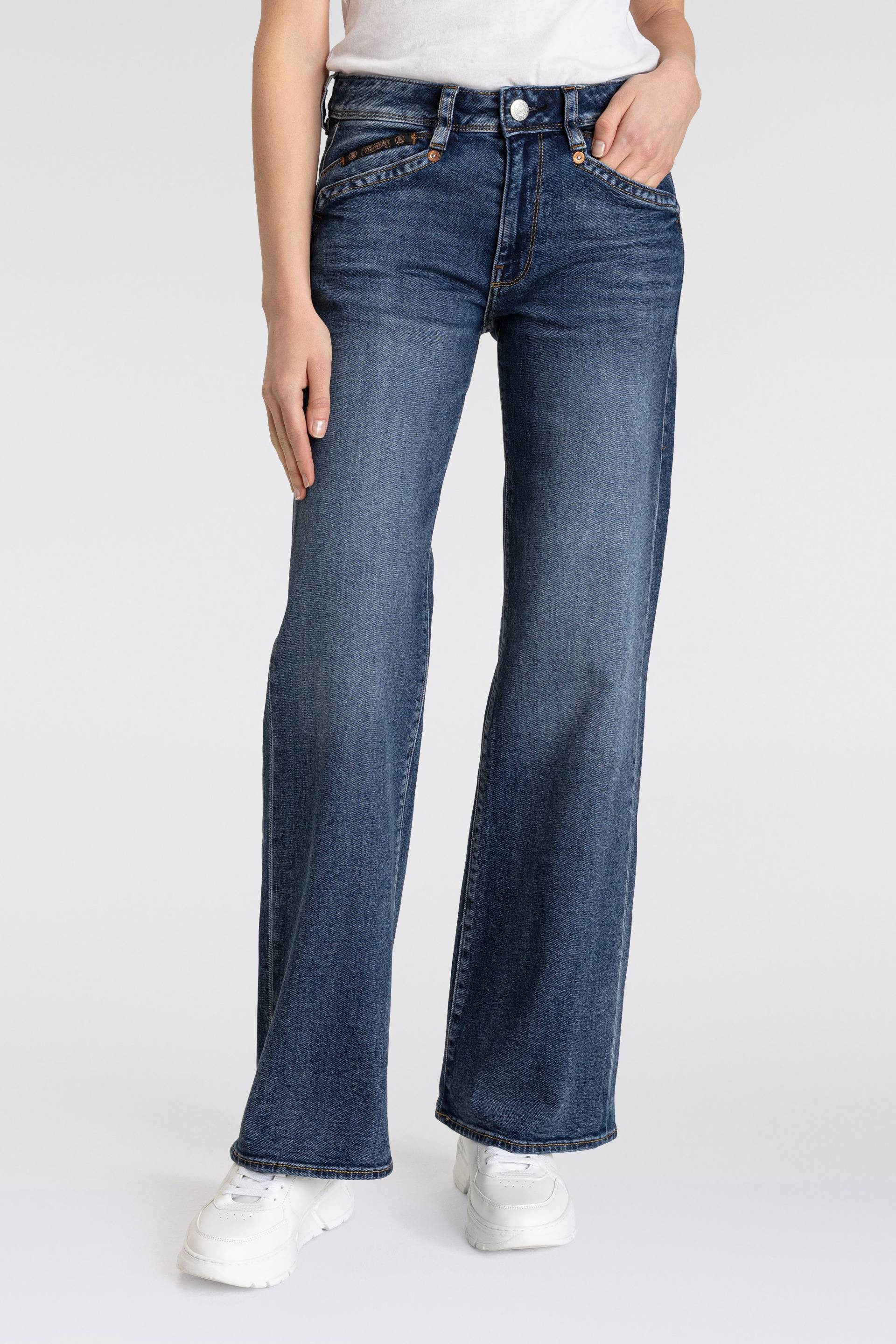 Herrlicher 5-Pocket-Jeans »Prime New Denim Comfort«, mit Spitzbund hinten Herrlicher 5-Pocket-Jeans »Prime New Denim Comfort«, mit Spitzbund hinten von Herrlicher