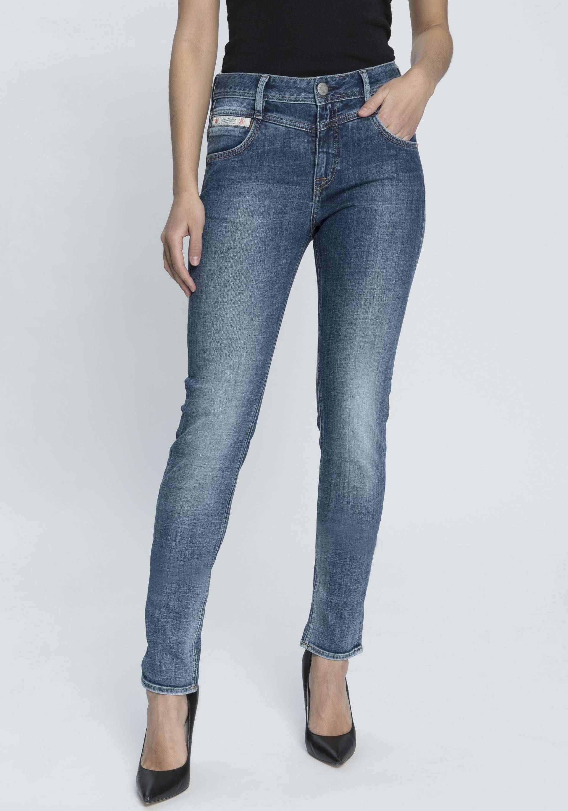 Herrlicher Slim-fit-Jeans »PEPPY SLIM RECYCLED DENIM« von Herrlicher