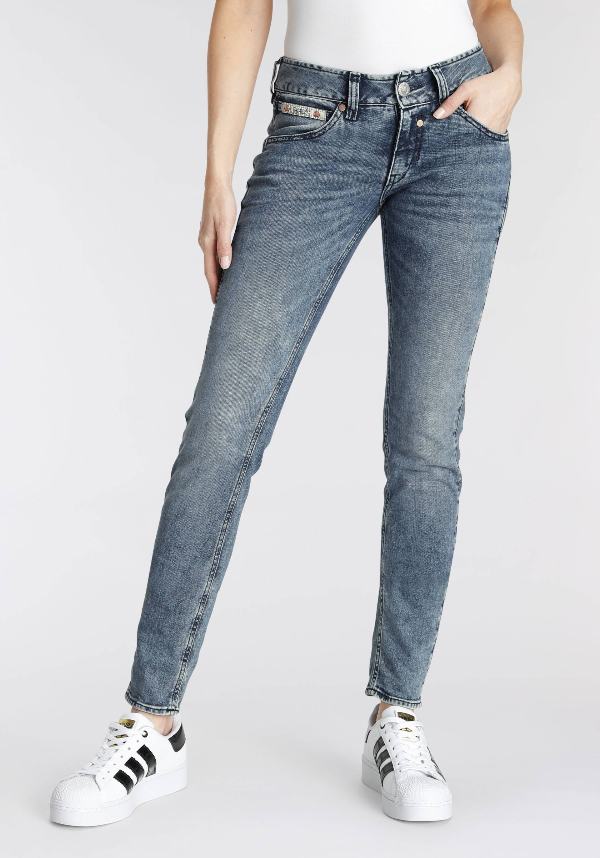 Herrlicher Slim-fit-Jeans »TOUCH«, mit verzierten Gesässtaschen von Herrlicher