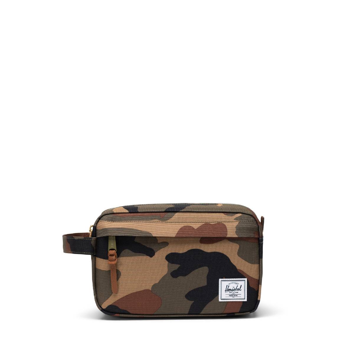 Chapter - Travel Kit in Woodland Camo von Herschel