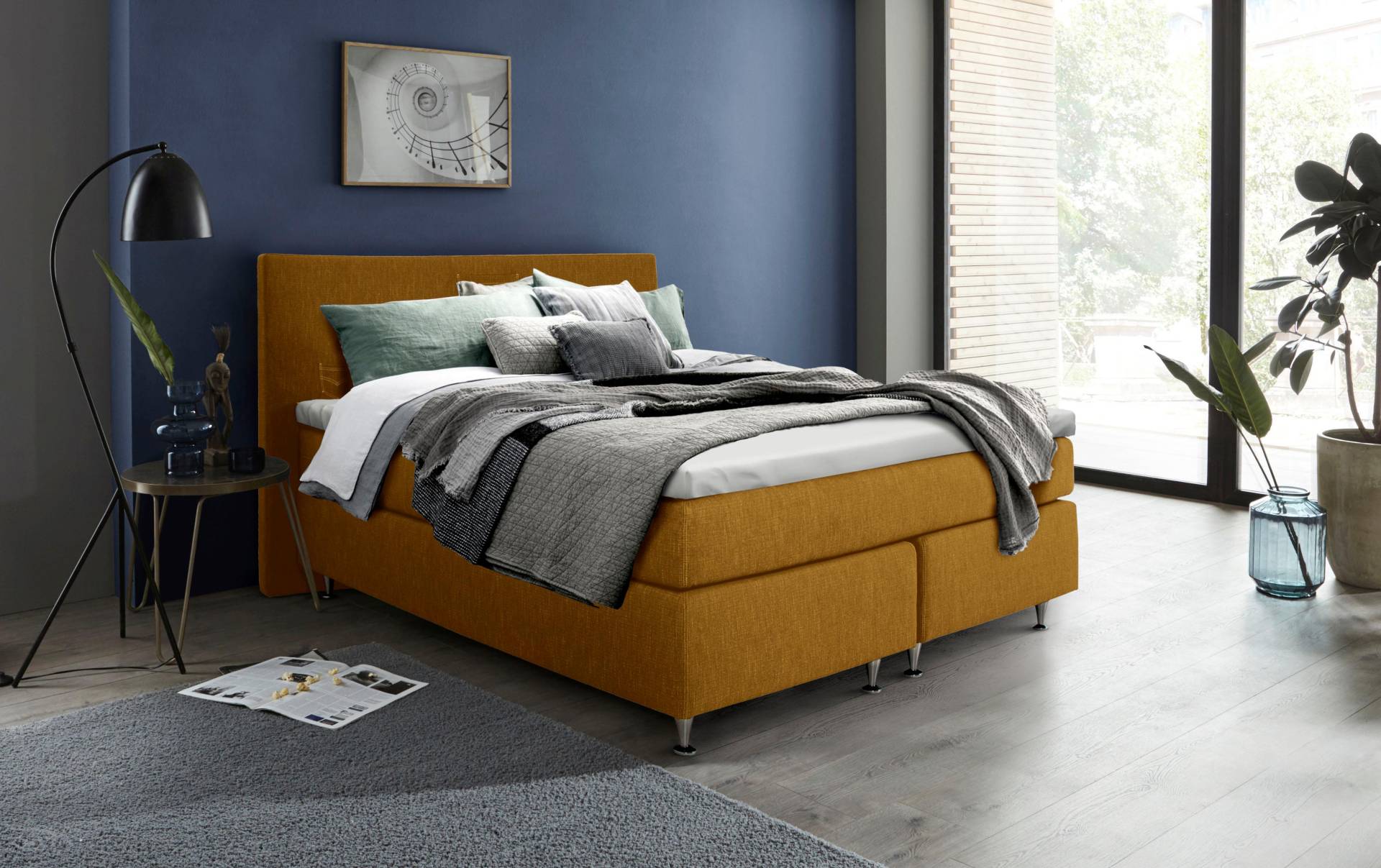 INOSIGN Boxspringbett »Zahara«, inkl. Topper, besonderes Highlight: aufgenähten Jeanstaschen - Optik von INOSIGN