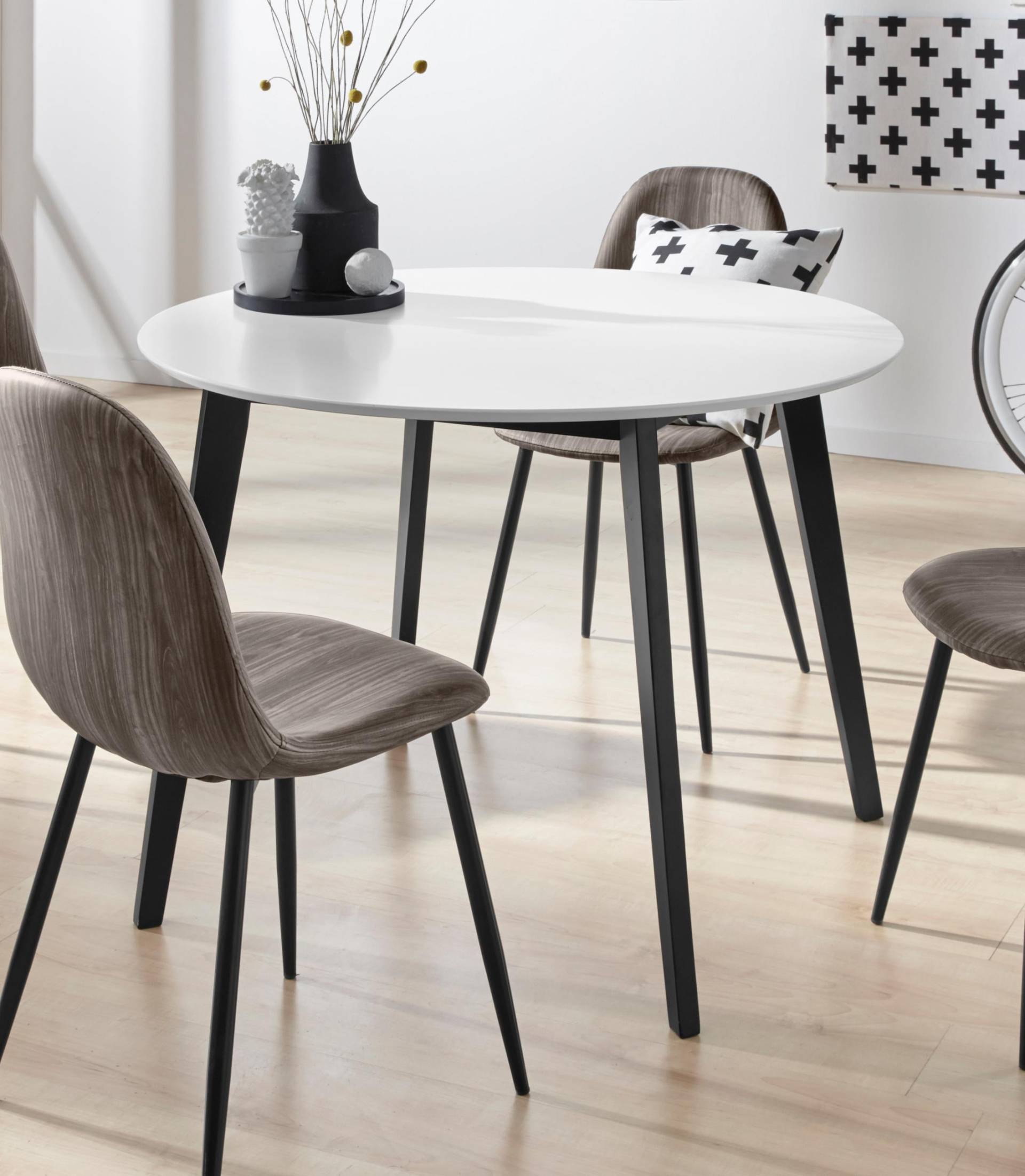 INOSIGN Esstisch »Cody, TOPSELLER!«, (Esstisch, Küchentisch), Beine aus Massivholz, runde MDF-Tischplatte, in 2 Farbvarianten INOSIGN Esstisch »Cody, TOPSELLER!«, (Esstisch, Küchentisch), Beine aus Massivholz, runde MDF-Tischplatte, in 2 Farbvarianten von INOSIGN