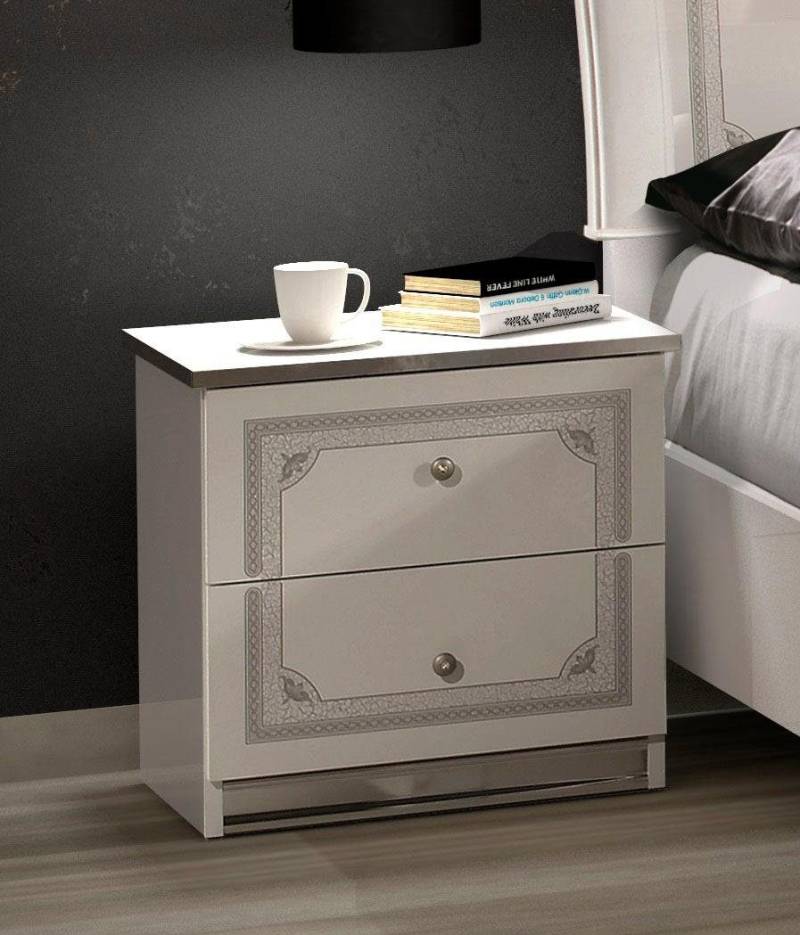 INOSIGN Nachtkommode »Greta, aus FSC-zertifiziertem Holzwerkstoff mit Dekor im Klassikstil«, (Masse (B/T/H): 50/38,5/49 cm), mit 2 Schubladen, soft-close-Funktion, Made in Italy von INOSIGN
