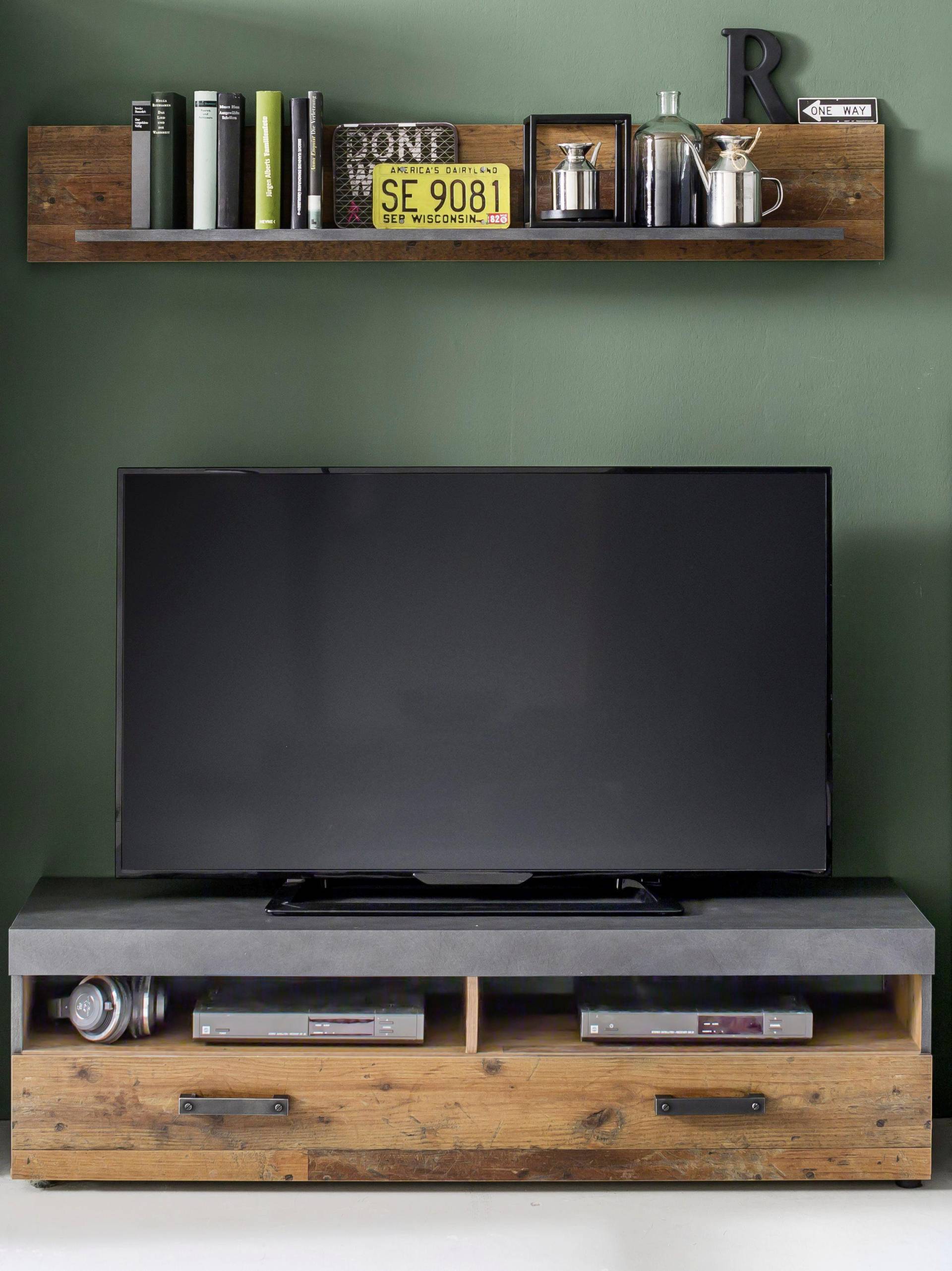 INOSIGN Wohnwand »Ilana«, TV-Unterteil mit Wandboard im modernen Industrial Style INOSIGN Wohnwand »Ilana«, TV-Unterteil mit Wandboard im modernen Industrial Style von INOSIGN