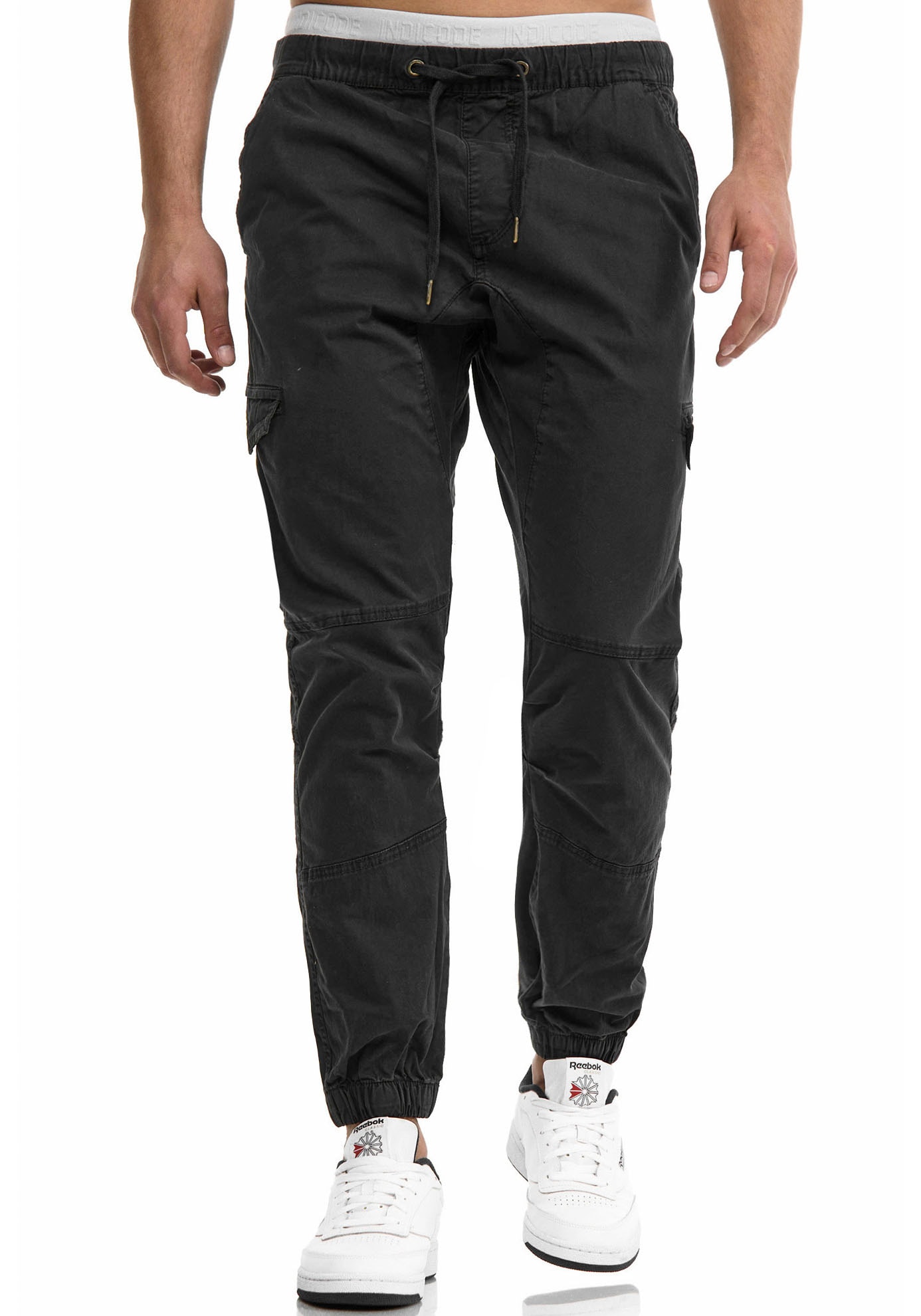 Indicode Cargohose »INLevi«, mit seitlichen Cargotaschen und elastischen Bündchen Indicode Cargohose »INLevi«, mit seitlichen Cargotaschen und elastischen Bündchen von Indicode