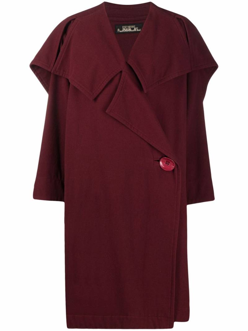 Issey Miyake Pre-Owned 1980s oversized pleated coat - Red von Issey Miyake Pre-Owned