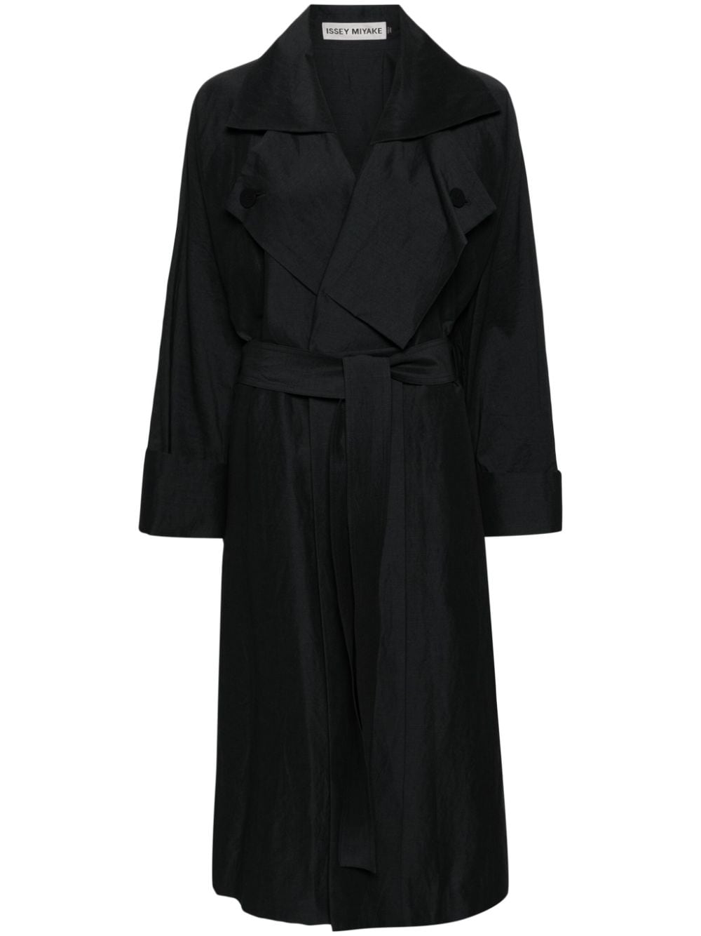 Issey Miyake Shaped Membrane belted maxi coat - Black von Issey Miyake