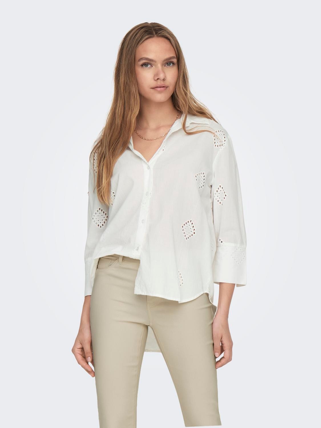 JDY Hemdbluse »JDYTALLIE 3/4 LONG SHIRT WVN NOOS«, mit Lochstickerei-Detail JDY Hemdbluse »JDYTALLIE 3/4 LONG SHIRT WVN NOOS«, mit Lochstickerei-Detail von JDY