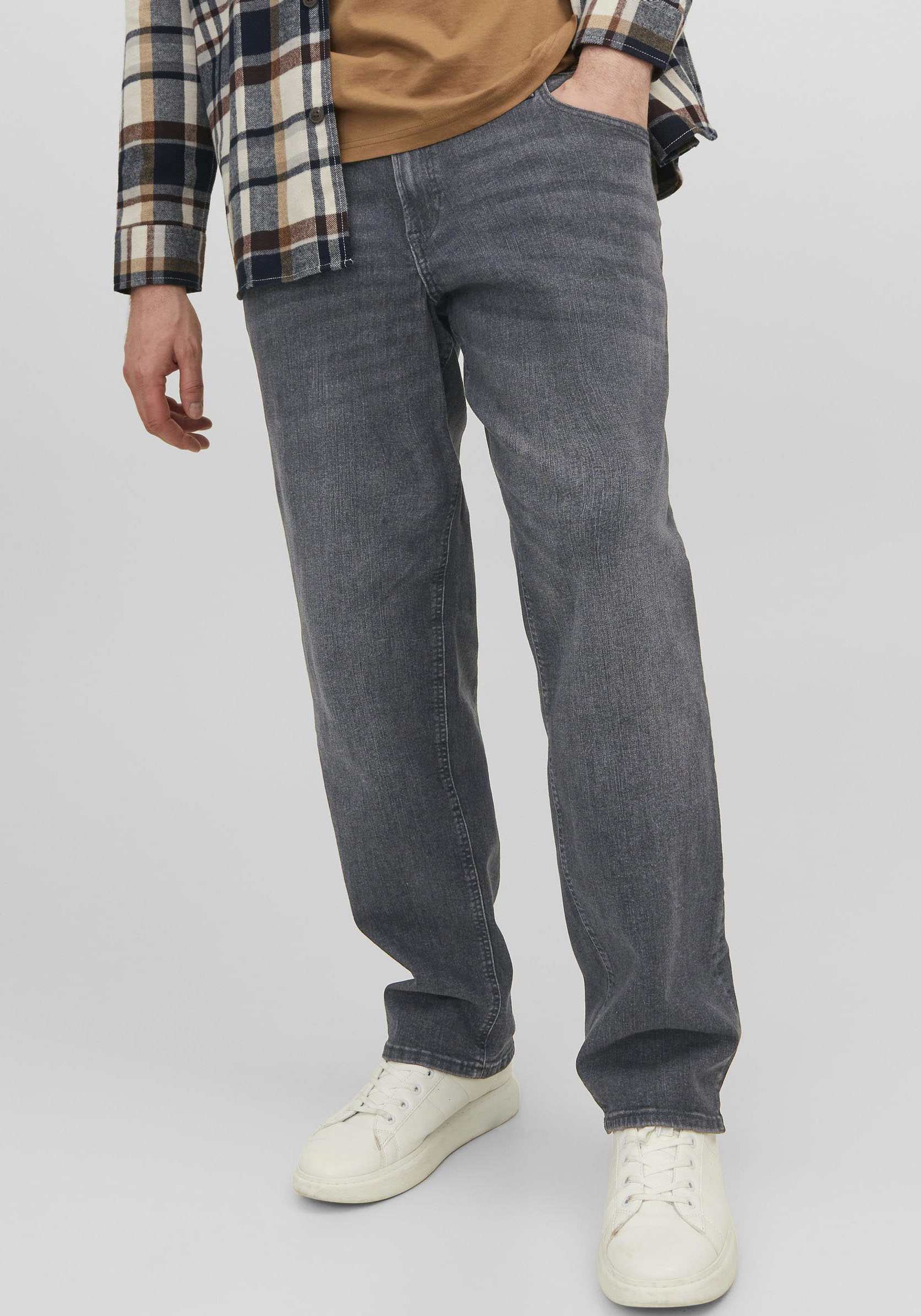 Jack & Jones PlusSize Tapered-fit-Jeans »JJIMIKE JJORIGINAL SQ 223 NOOS PLS« von Jack & Jones PlusSize