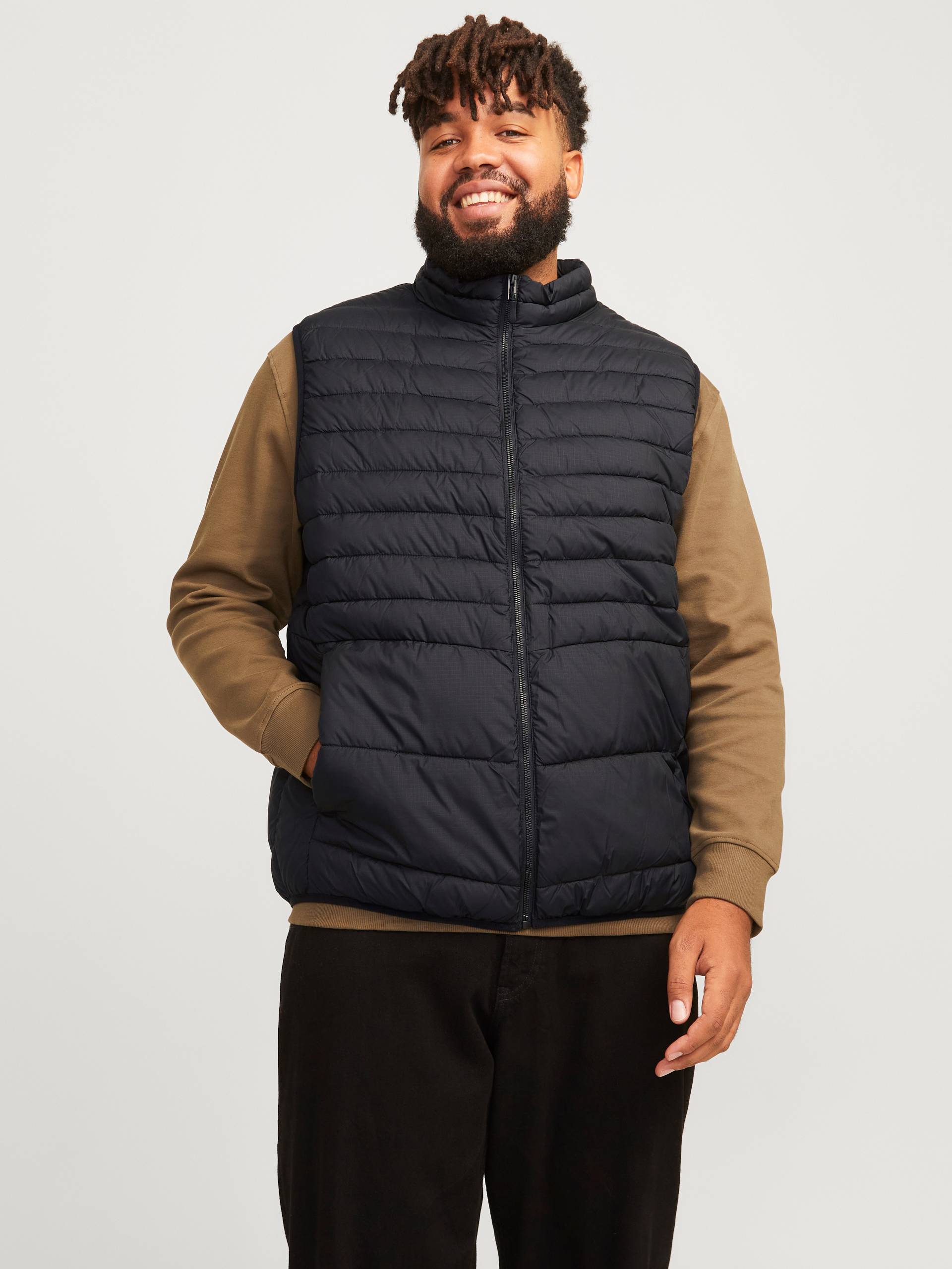 Jack & Jones PlusSize Kurzweste »JJESTATE PACKABLE BW COLLAR NOOS PLS« Jack & Jones PlusSize Kurzweste »JJESTATE PACKABLE BW COLLAR NOOS PLS« von Jack & Jones PlusSize