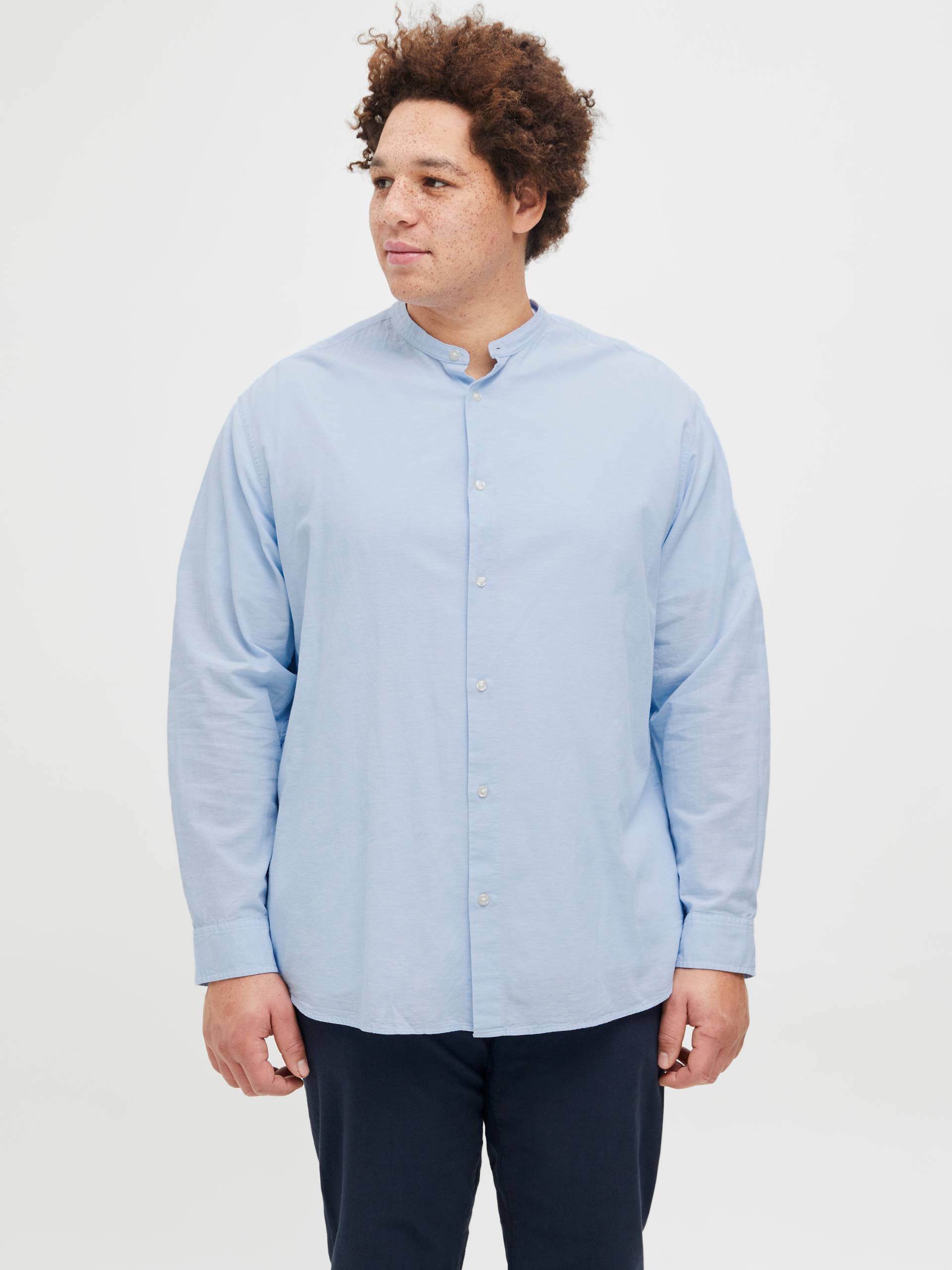 Jack & Jones PlusSize Langarmhemd »JJEBREEZE LINEN BLE BAND SHIRT LS SN PLS« Jack & Jones PlusSize Langarmhemd »JJEBREEZE LINEN BLE BAND SHIRT LS SN PLS« von Jack & Jones PlusSize