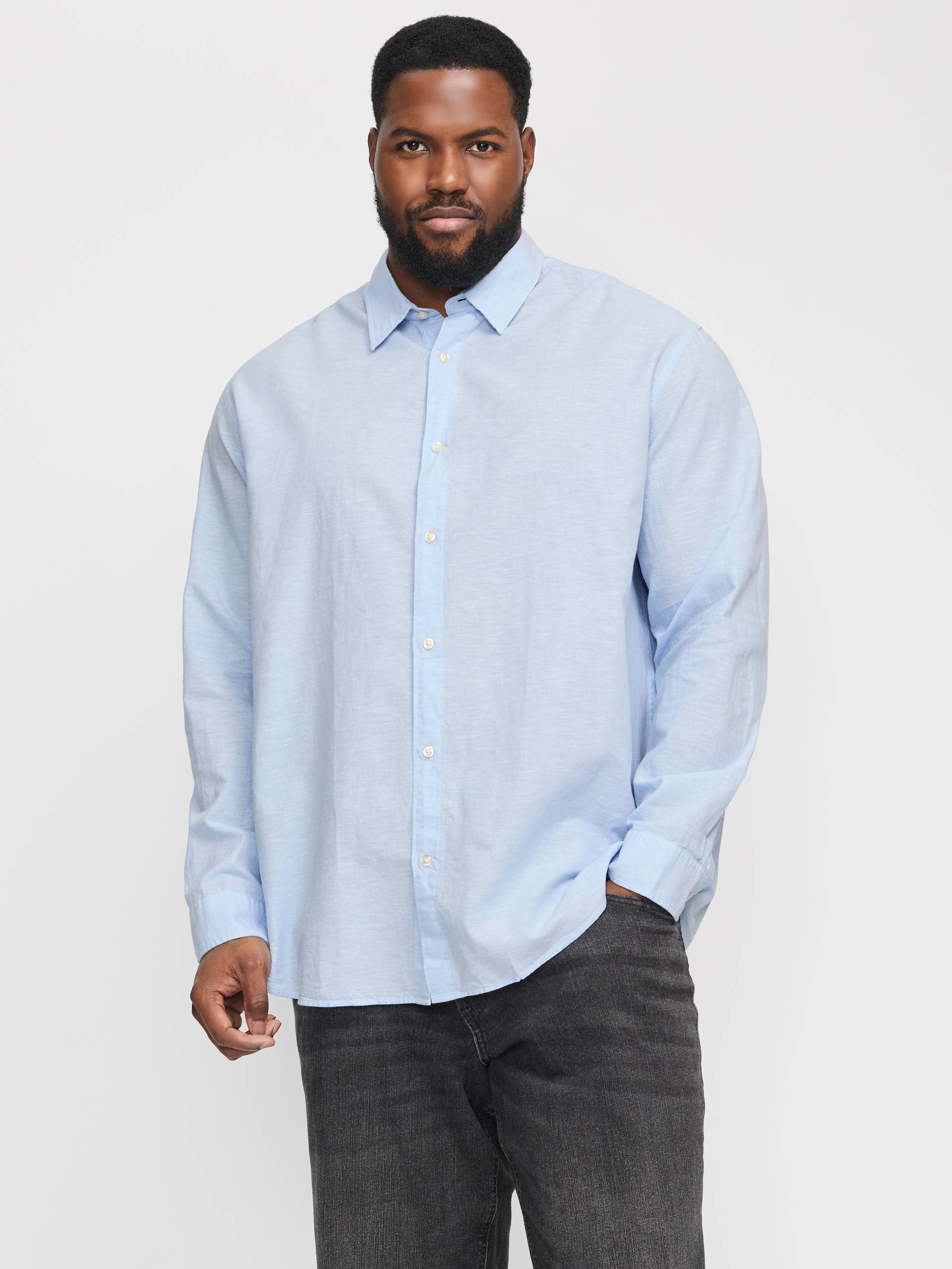 Jack & Jones PlusSize Langarmhemd »JJEBREEZE SHIRT LS SN PLS«, mit Hemdkragen Jack & Jones PlusSize Langarmhemd »JJEBREEZE SHIRT LS SN PLS«, mit Hemdkragen von Jack & Jones PlusSize