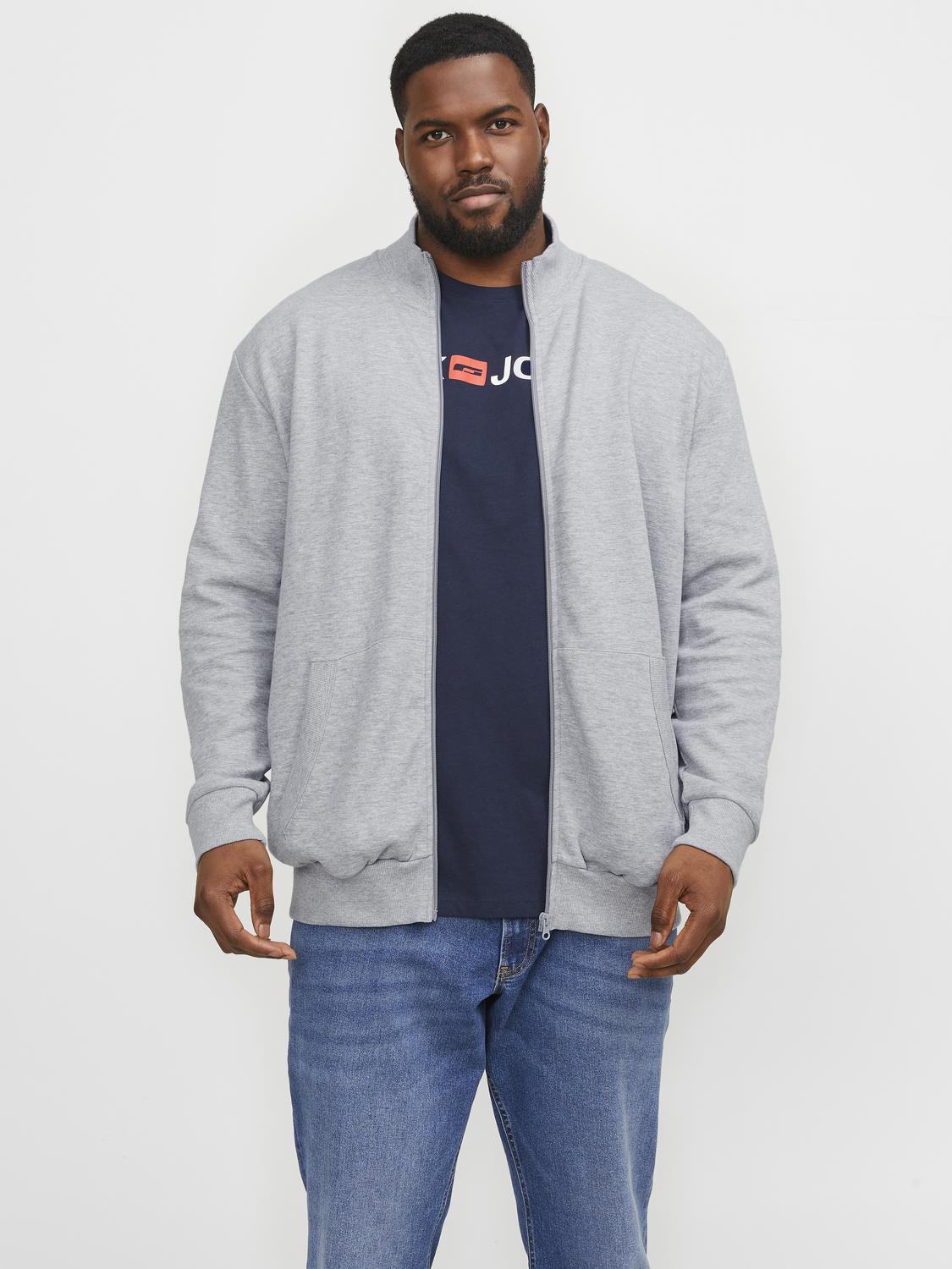 Jack & Jones PlusSize Sweatshirt »JJEPAULOS SWEAT ZIP NOOS PLS« Jack & Jones PlusSize Sweatshirt »JJEPAULOS SWEAT ZIP NOOS PLS« von Jack & Jones PlusSize