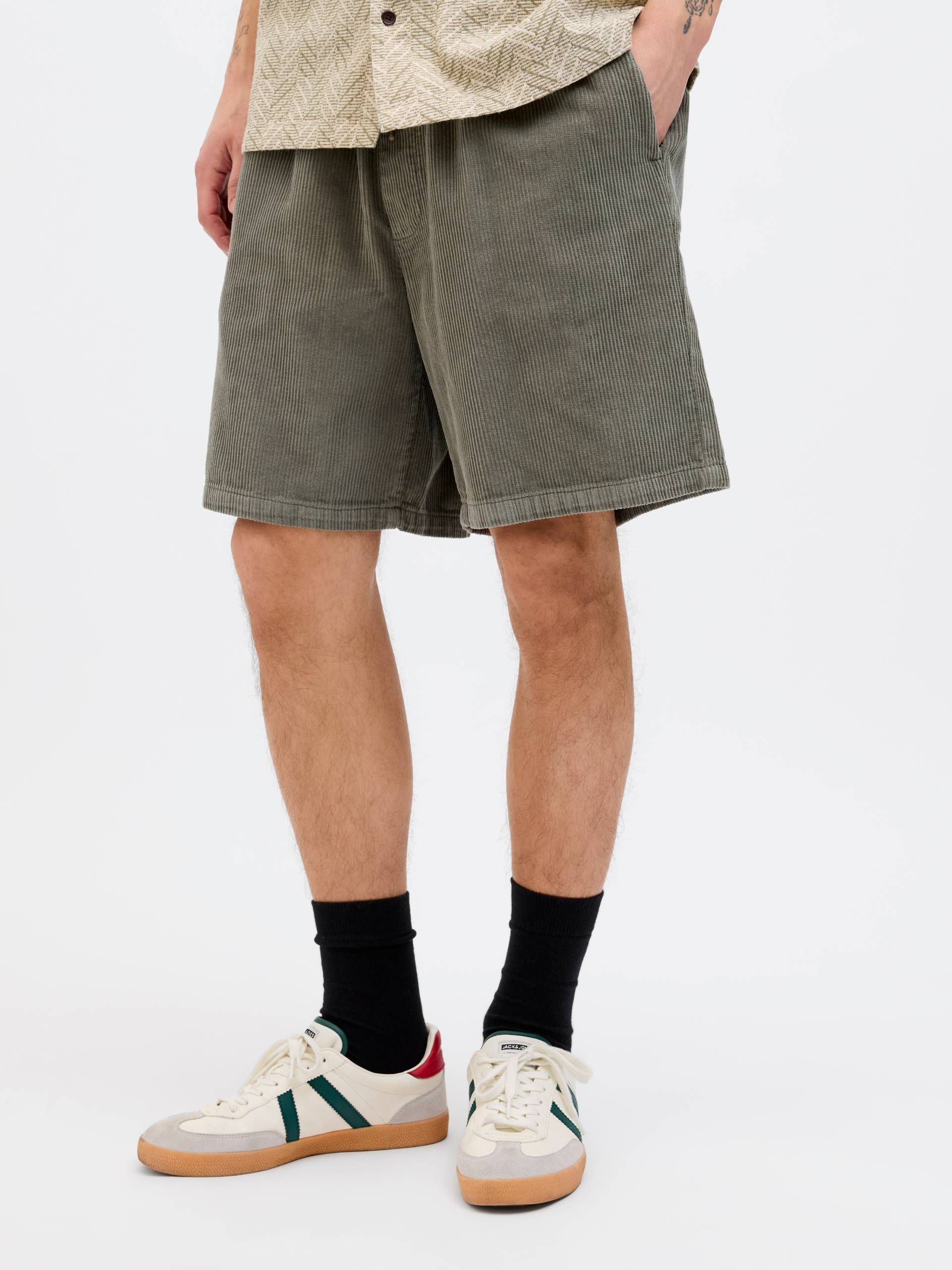 Jack & Jones Jogginghose »JPSTBILL CORDUROY JOGGER SHORTS SRT SN« von Jack & Jones