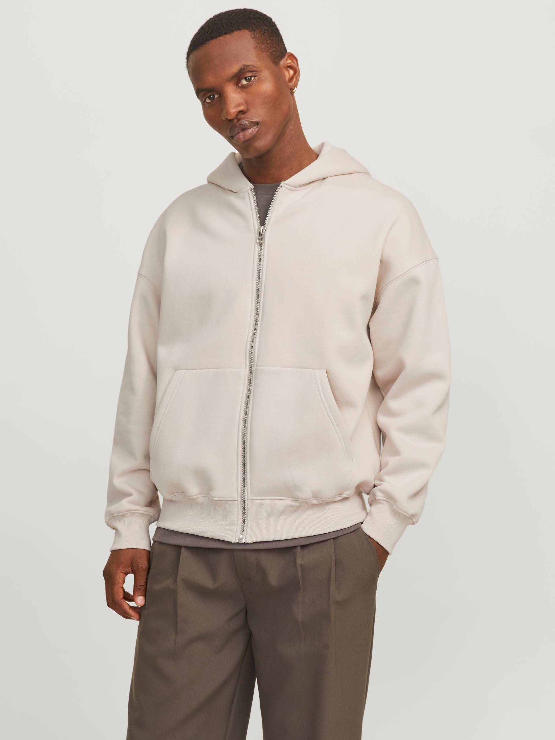 Jack & Jones Kapuzensweatjacke »JJEURBAN EDGE SWEAT ZIP HOOD NOOS«, mit Rippbündchen Jack & Jones Kapuzensweatjacke »JJEURBAN EDGE SWEAT ZIP HOOD NOOS«, mit Rippbündchen von Jack & Jones