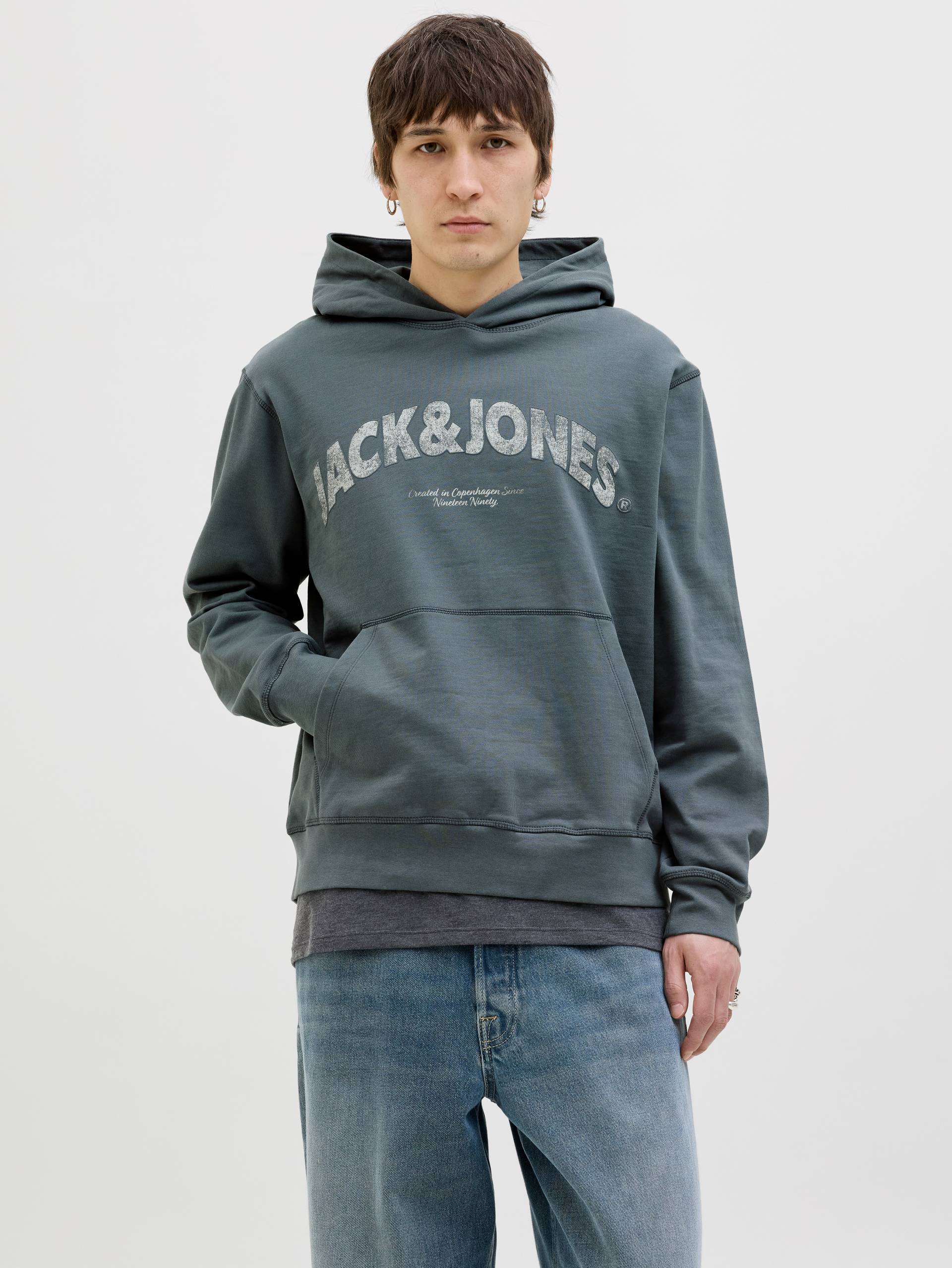 Jack & Jones Kapuzensweatshirt »JORALMERIA SWEAT HOOD«, mit Logo Print Jack & Jones Kapuzensweatshirt »JORALMERIA SWEAT HOOD«, mit Logo Print von Jack & Jones
