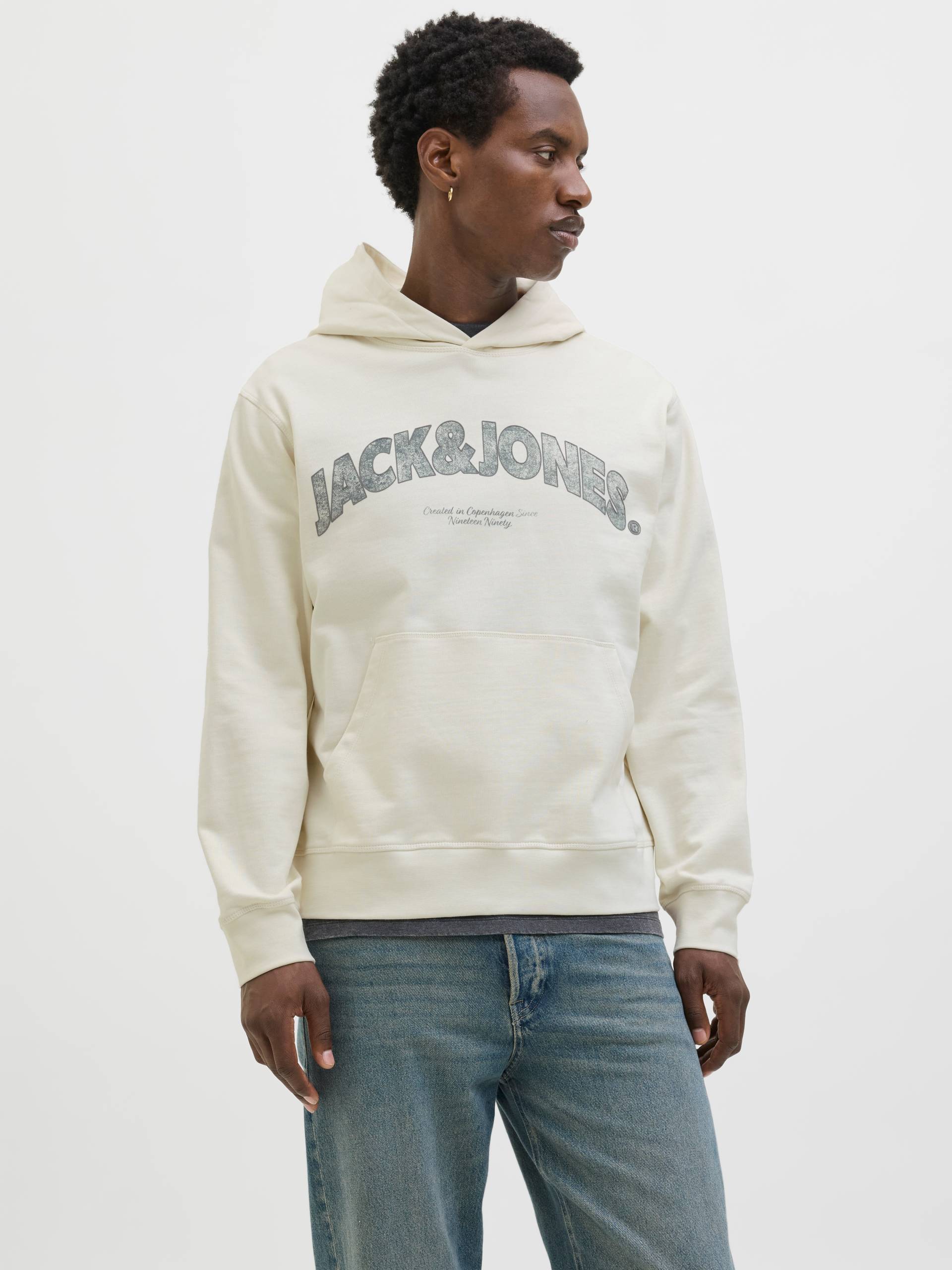 Jack & Jones Kapuzensweatshirt »JORALMERIA SWEAT HOOD«, mit Logo Print Jack & Jones Kapuzensweatshirt »JORALMERIA SWEAT HOOD«, mit Logo Print von Jack & Jones