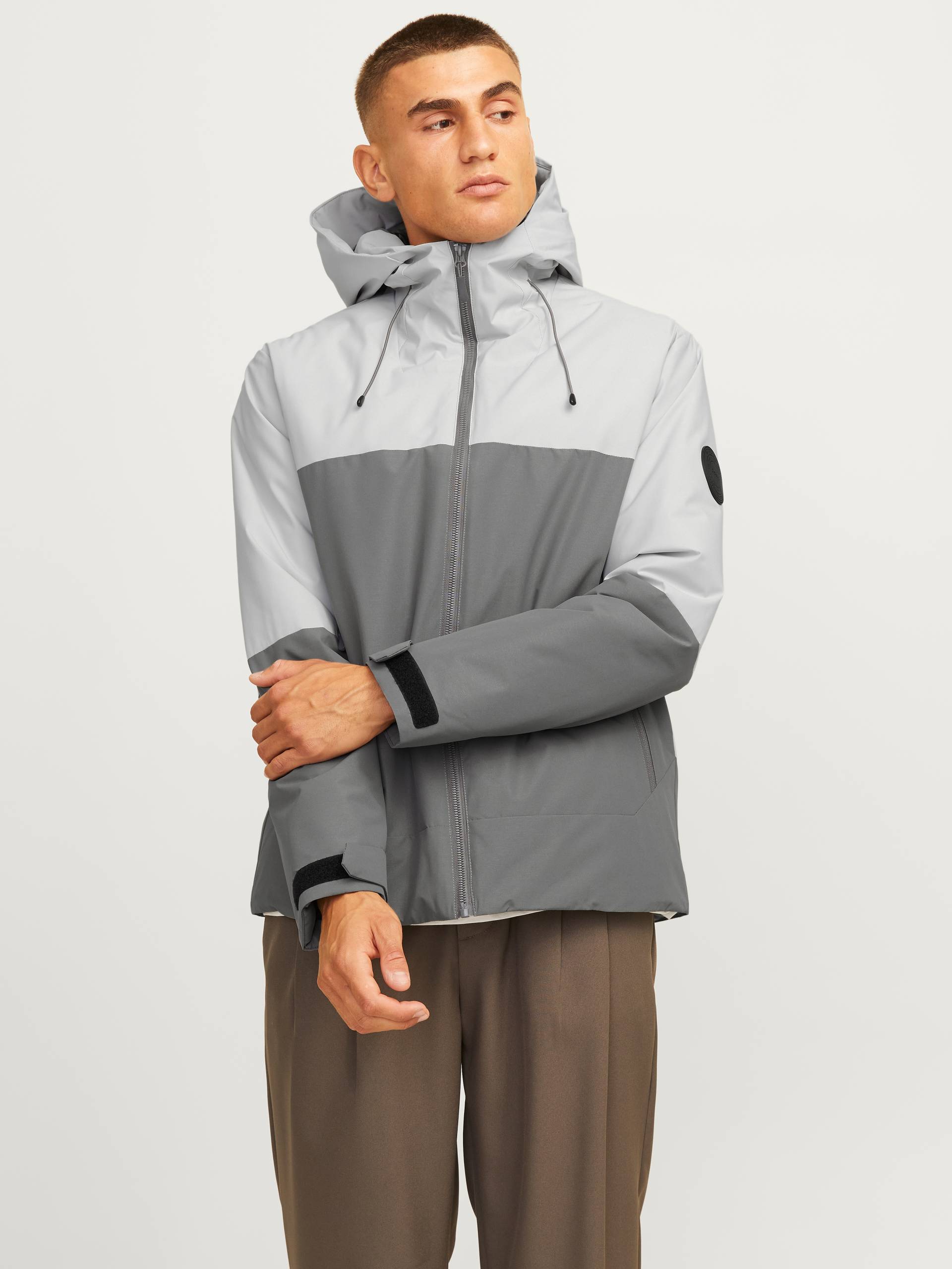 Jack & Jones Outdoorjacke »JCOAIDEN TRANSITIONAL JACKET SN«, mit Kapuze Jack & Jones Outdoorjacke »JCOAIDEN TRANSITIONAL JACKET SN«, mit Kapuze von Jack & Jones