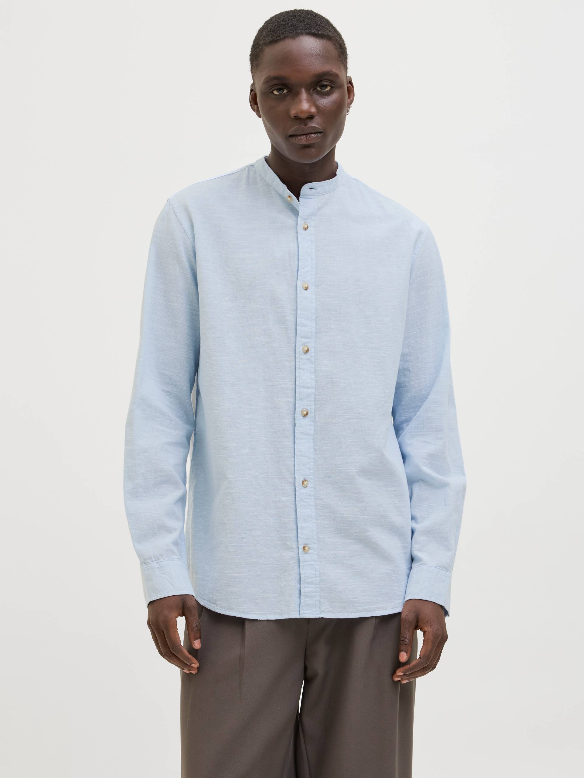 Jack & Jones Langarmhemd »JJESUMMER BAND SHIRT LS SN«, mit Bandkragen Jack & Jones Langarmhemd »JJESUMMER BAND SHIRT LS SN«, mit Bandkragen von Jack & Jones