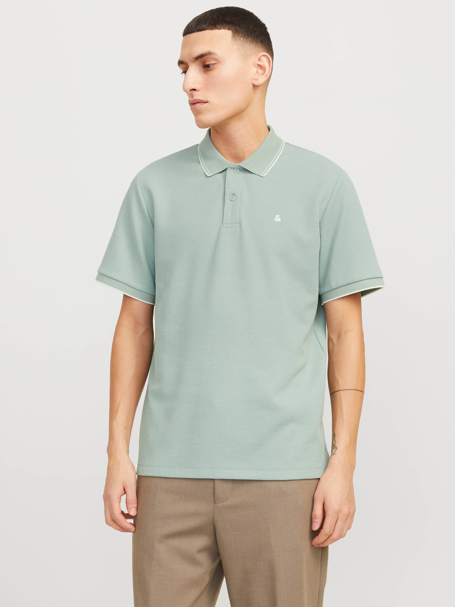 Jack & Jones Poloshirt »JJEAUSTIN POLO SS NOOS«, mit Logo Stickerei Jack & Jones Poloshirt »JJEAUSTIN POLO SS NOOS«, mit Logo Stickerei von Jack & Jones