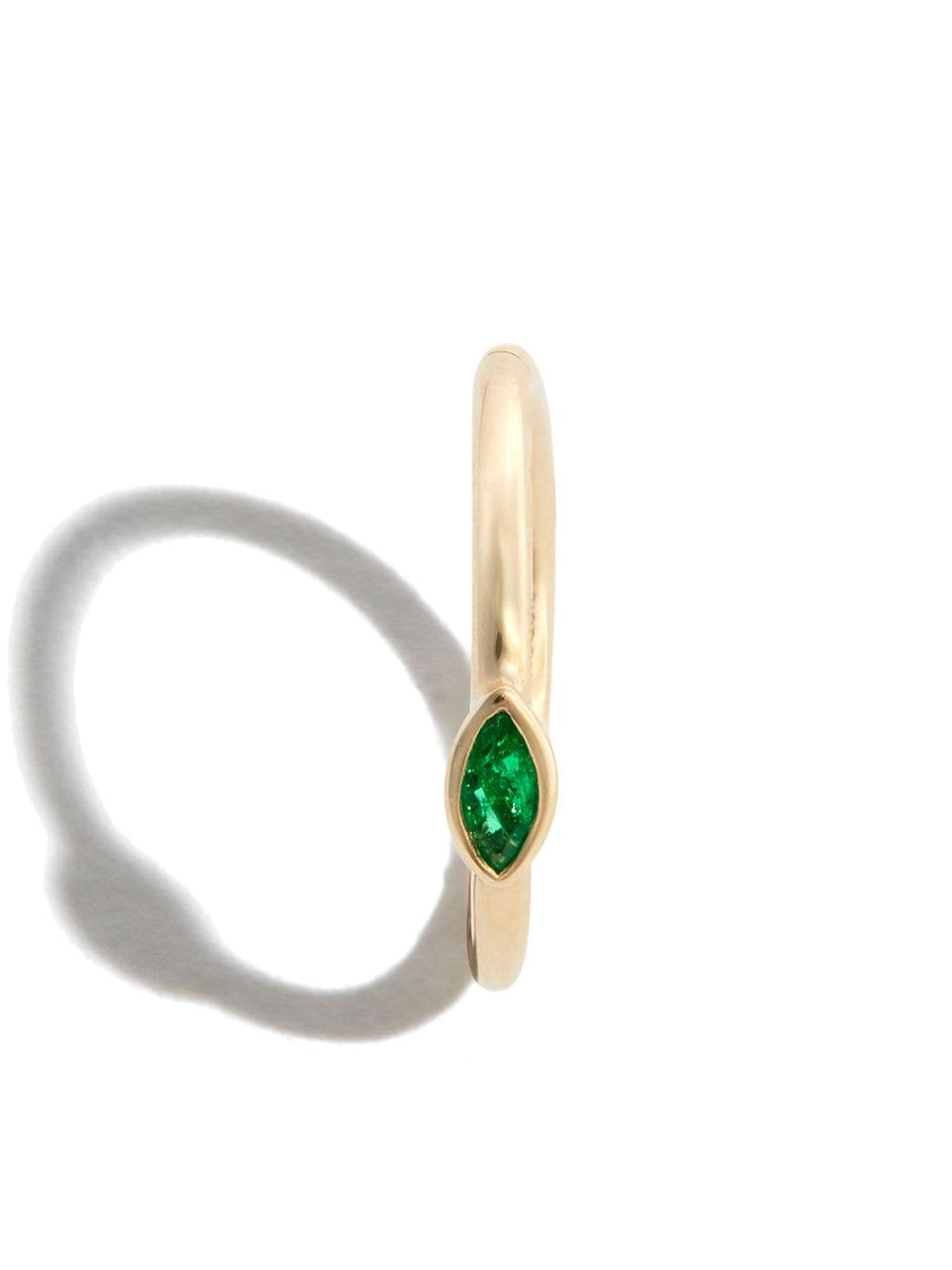 Jacquie Aiche 14kt yellow gold marquise emerald single hoop earring von Jacquie Aiche
