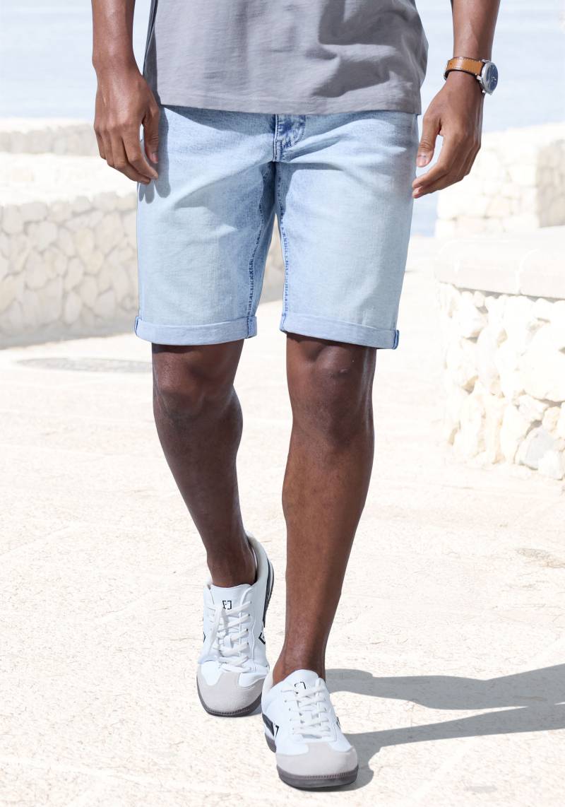 John Devin Jeansshorts »5-Pocket Shorts,«, aus elastischer Denim-Qualität von John Devin